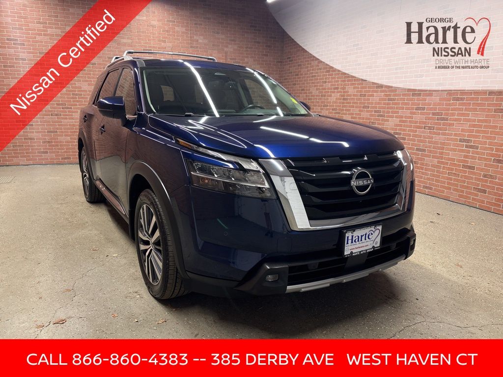 2022 Nissan Pathfinder Platinum
