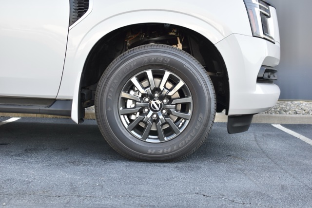 2025 Nissan Armada SV - Photo 14