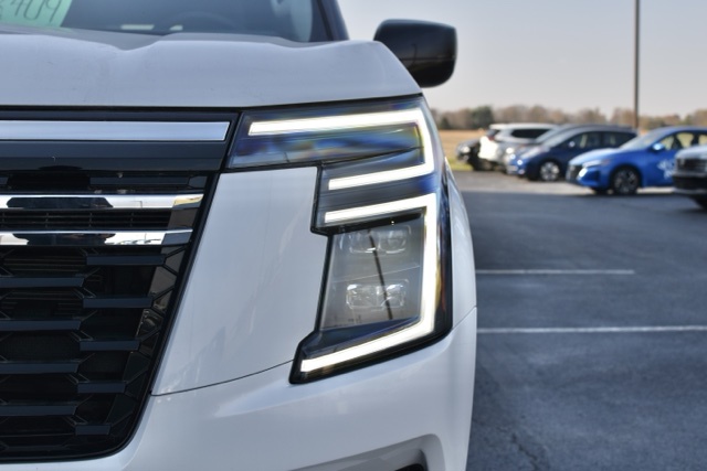 2025 Nissan Armada SV - Photo 18