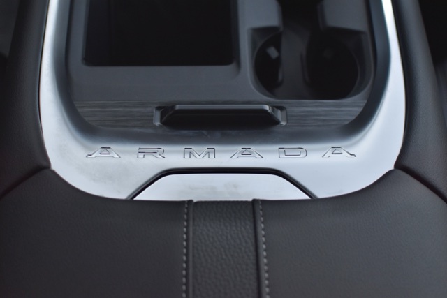 2025 Nissan Armada SV - Photo 31
