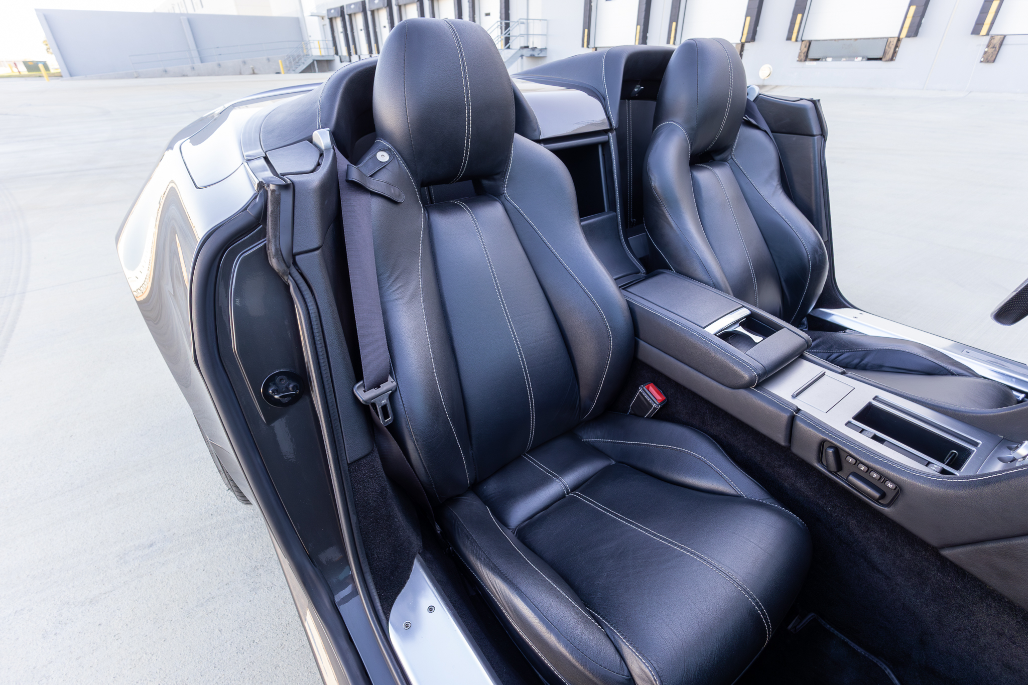 2010 Aston Martin V8 Vantage Base - Photo 34