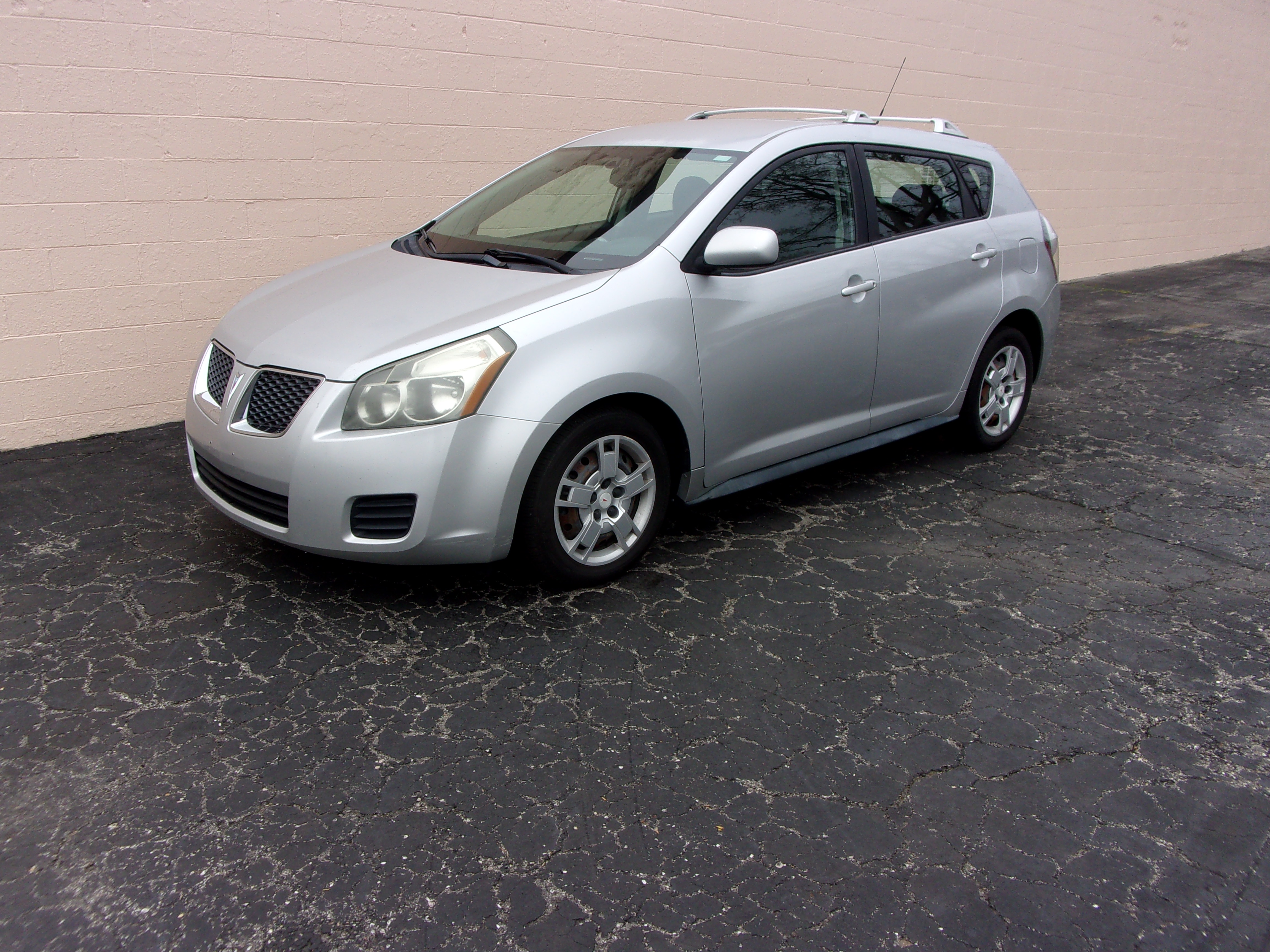 2009 Pontiac Vibe AWD's photo
