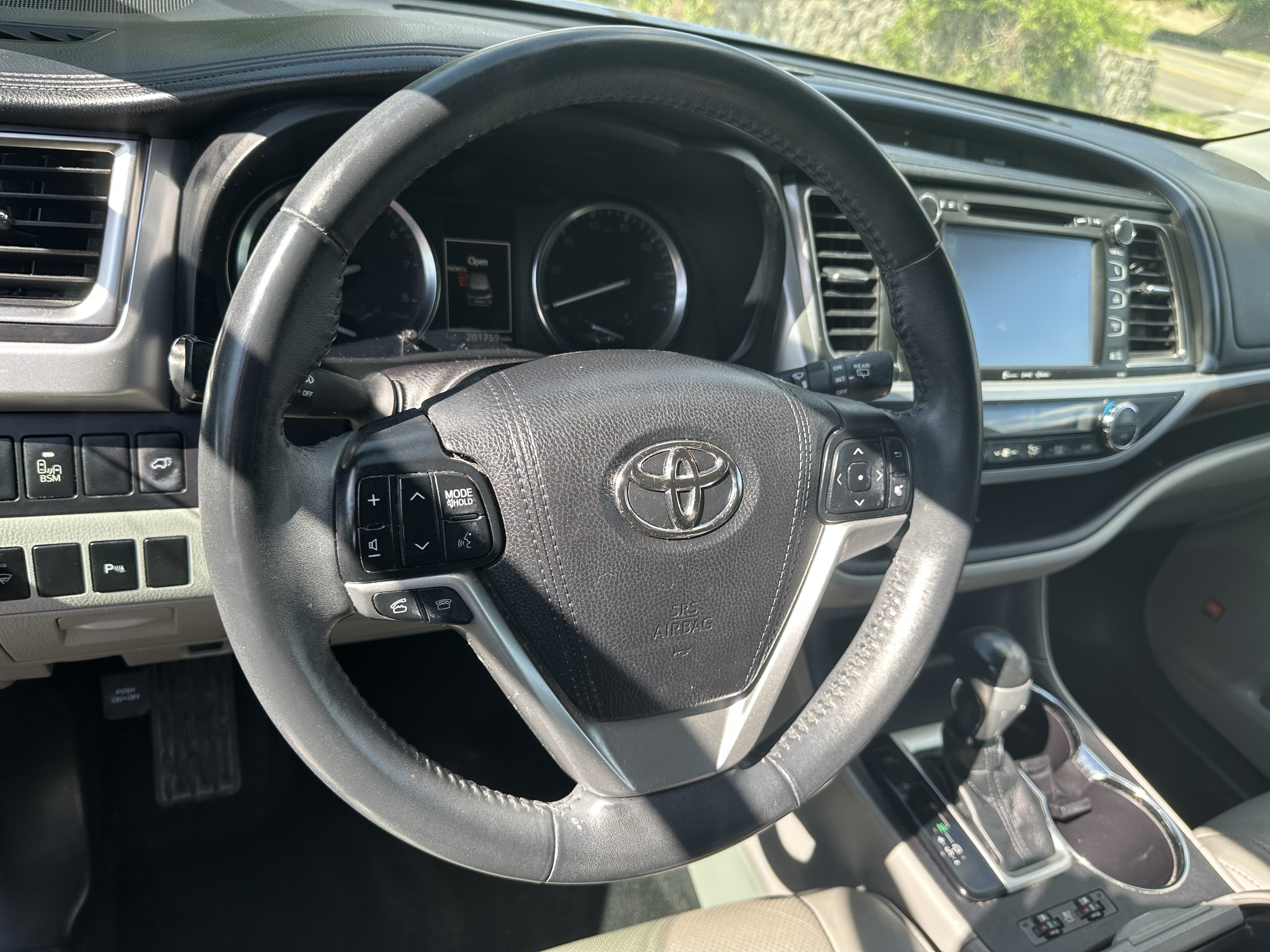 2016 Toyota Highlander Limited - Photo 17