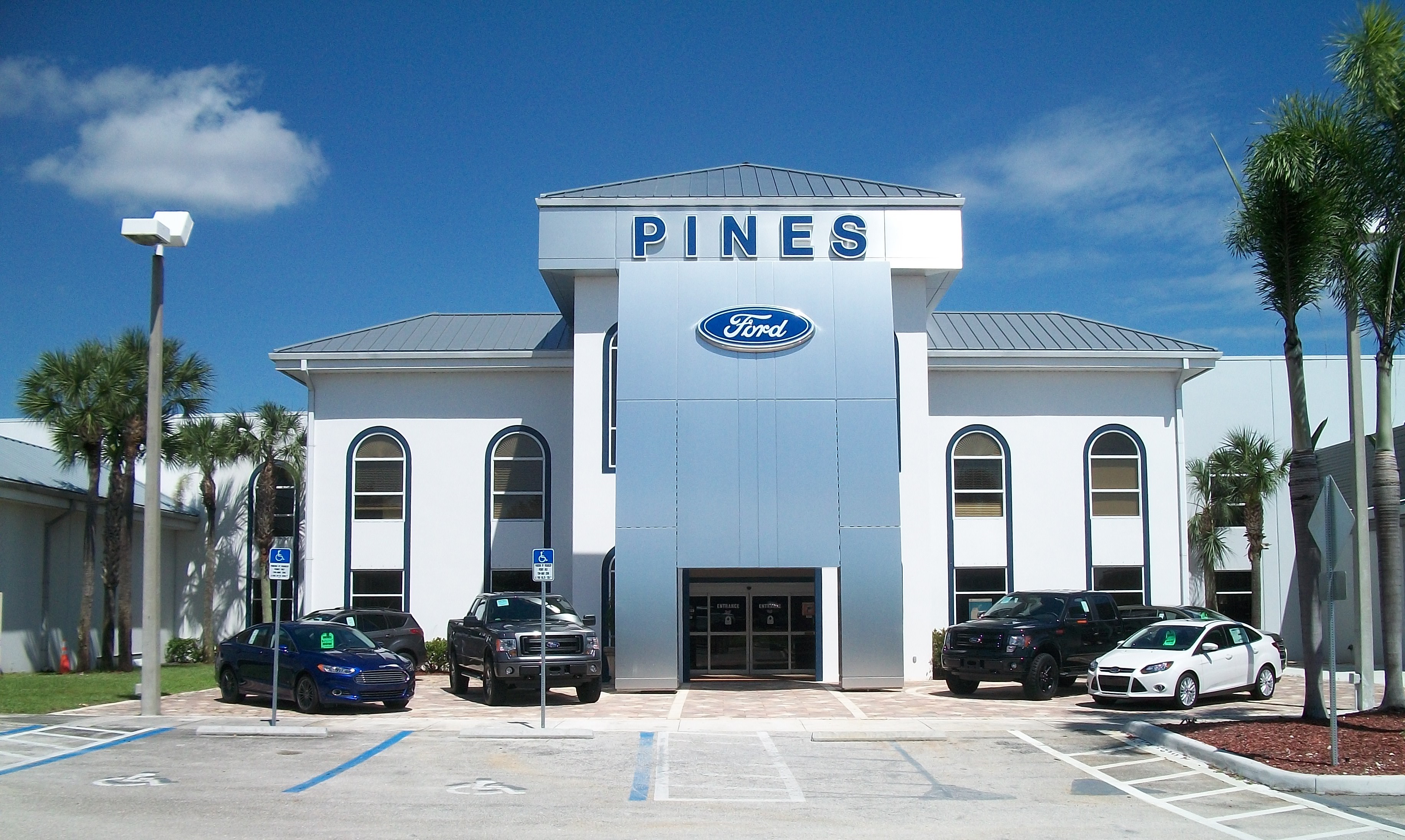 Pines Ford in Pembroke pines, FL, Rated 4.2 Stars