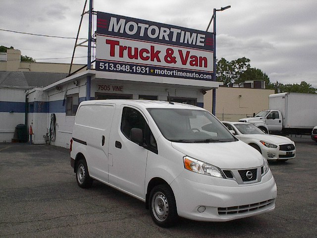 2020 Nissan NV200 S's photo