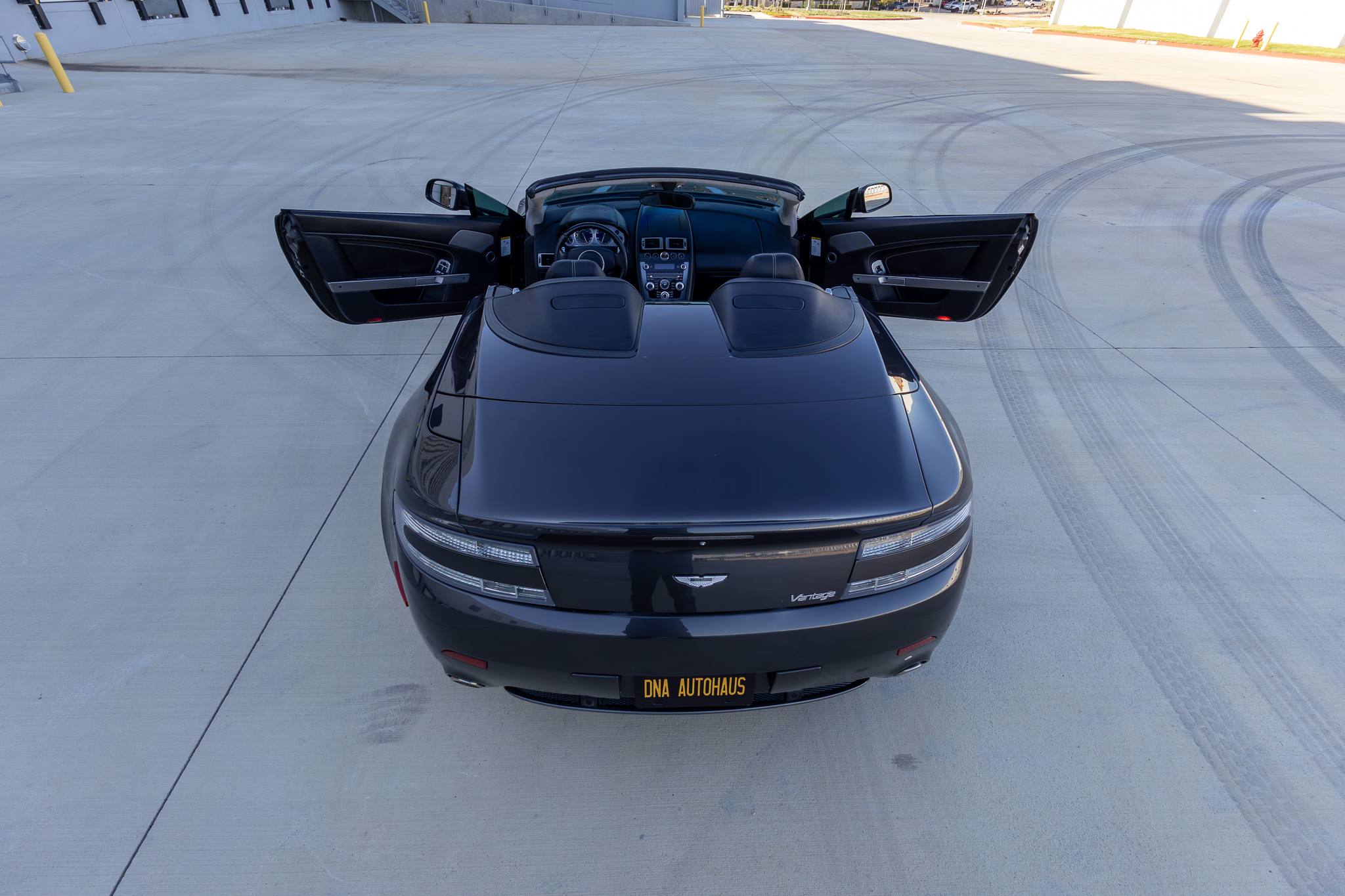 2010 Aston Martin V8 Vantage Base - Photo 25