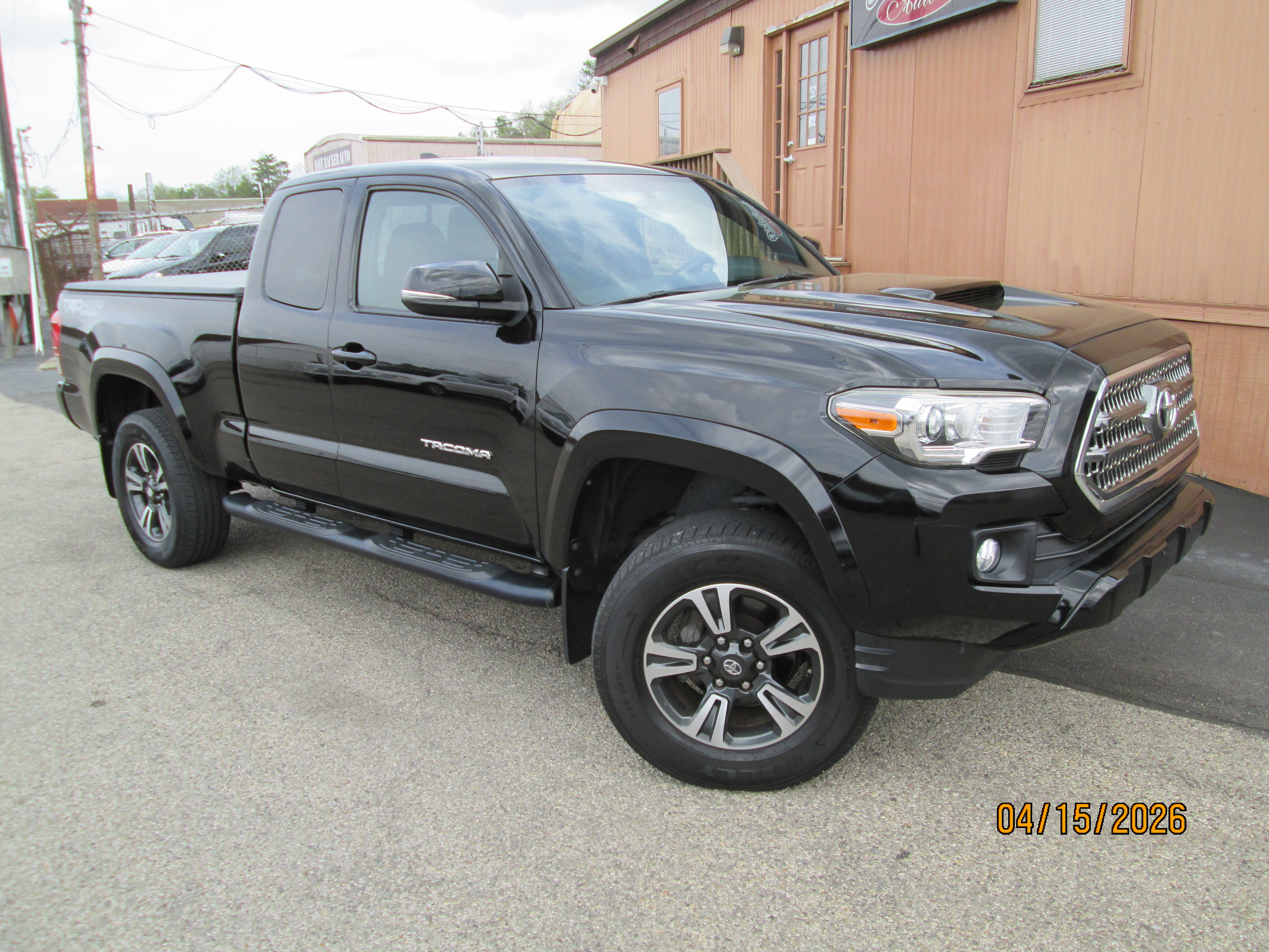 2017 Toyota Tacoma TRD Sport