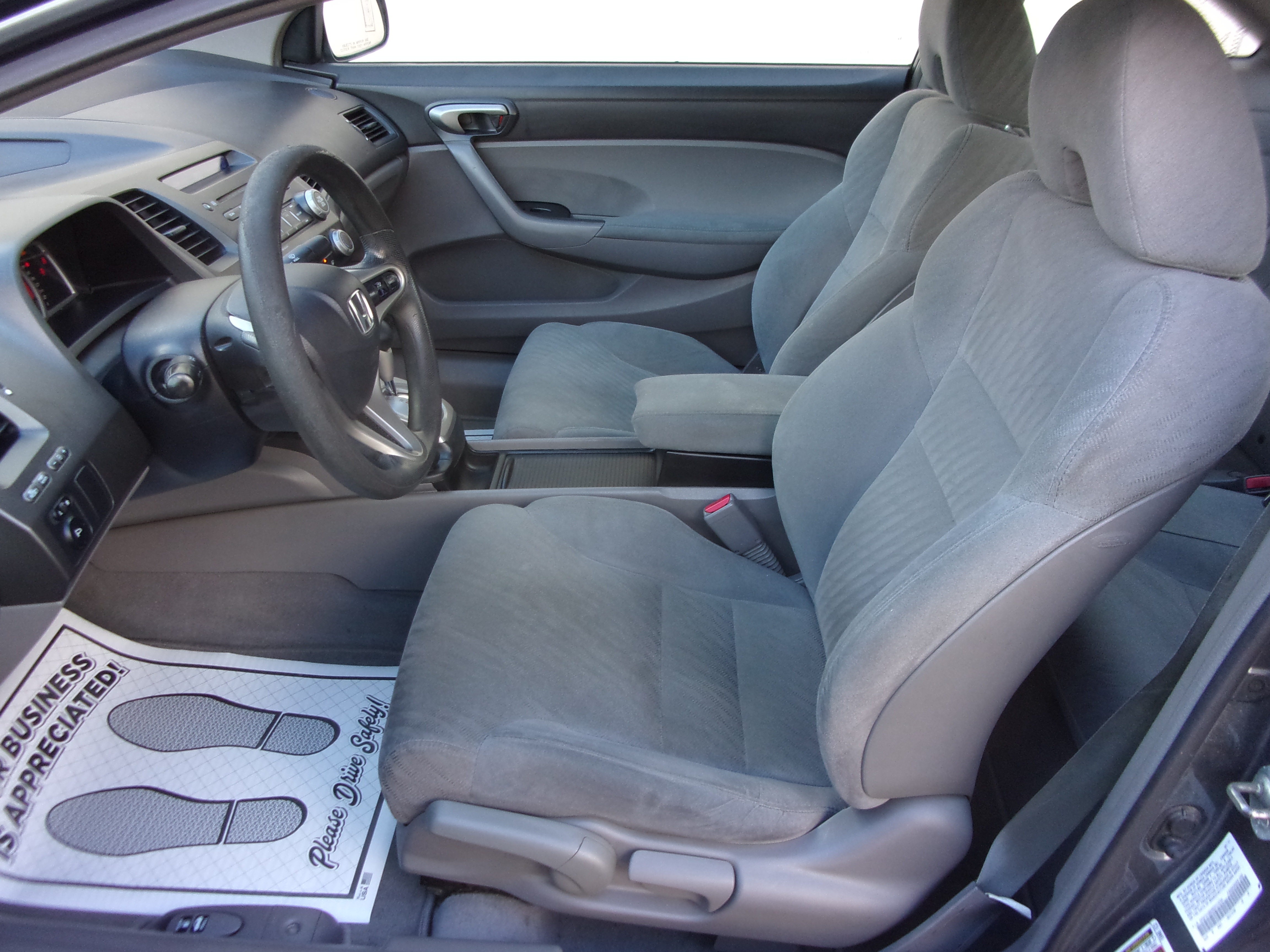 2011 Honda Civic LX - Photo 8