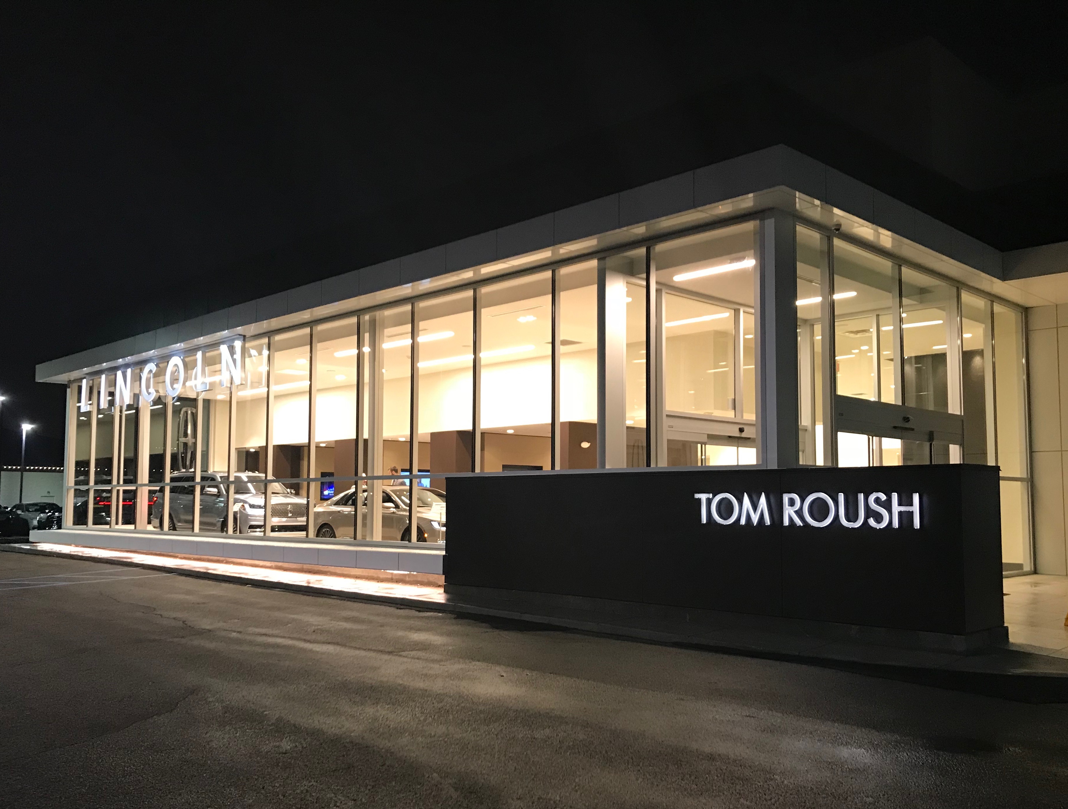 Tom Roush Lincoln in Fishers, IN | Rated  Stars | Kelley Blue Book