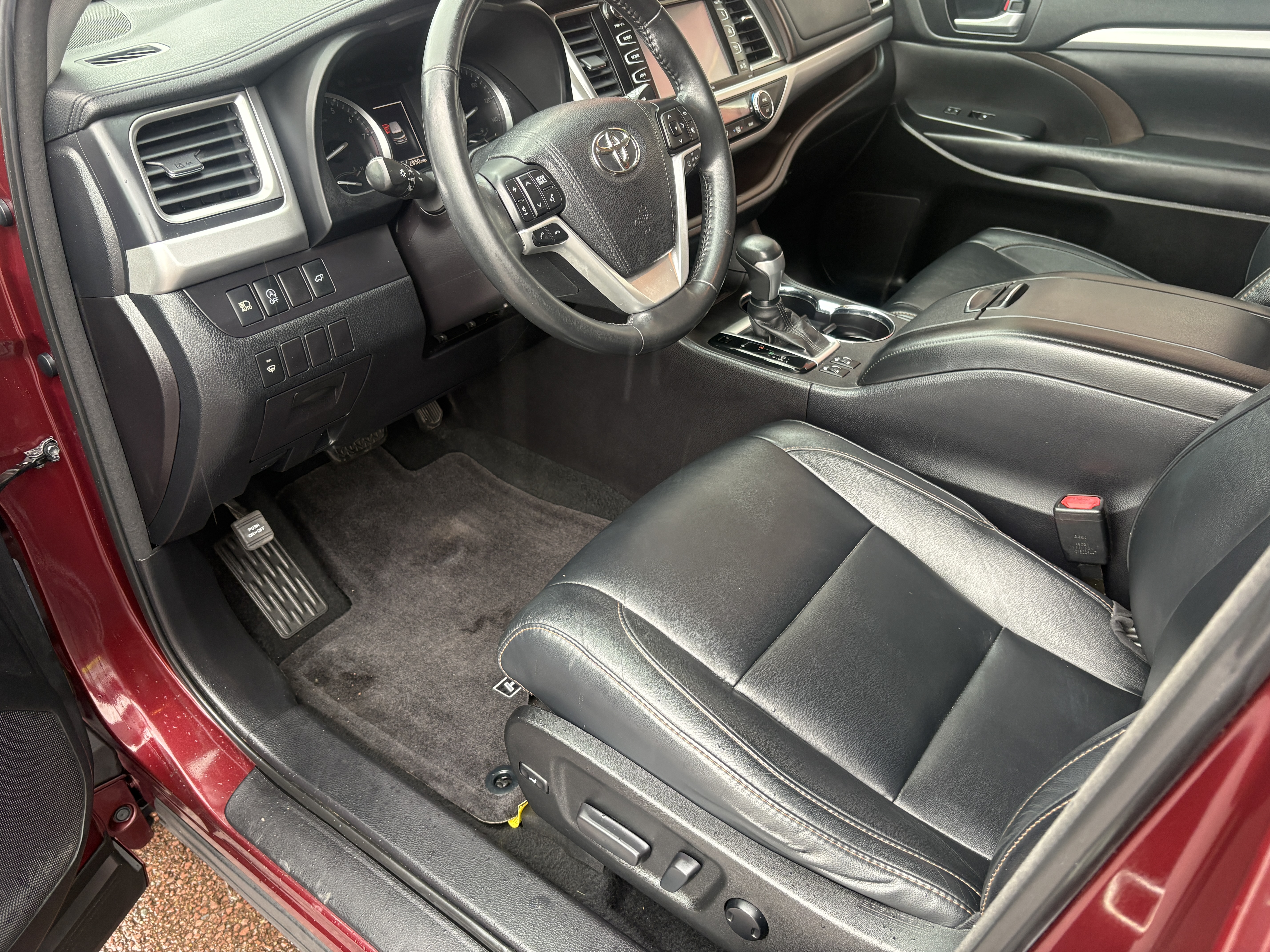 2018 Toyota Highlander XLE - Photo 8