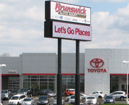 Brunswick Toyota in Brunswick, OH | Kelley Blue Book