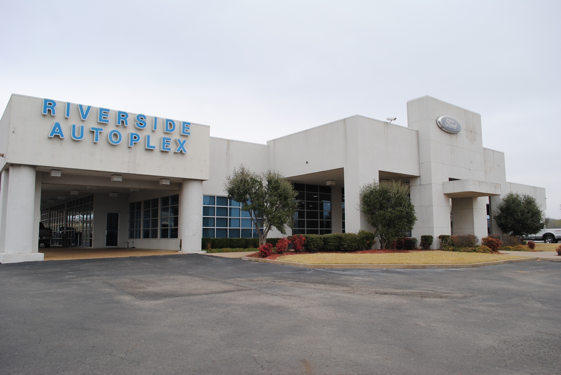 Riverside Autoplex of Poteau in Poteau, OK Kelley Blue Book