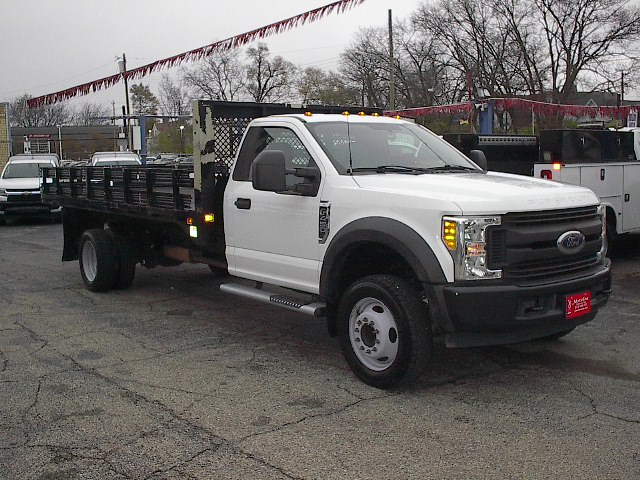 2017 Ford F-450 Super Duty Chassis Cab XL