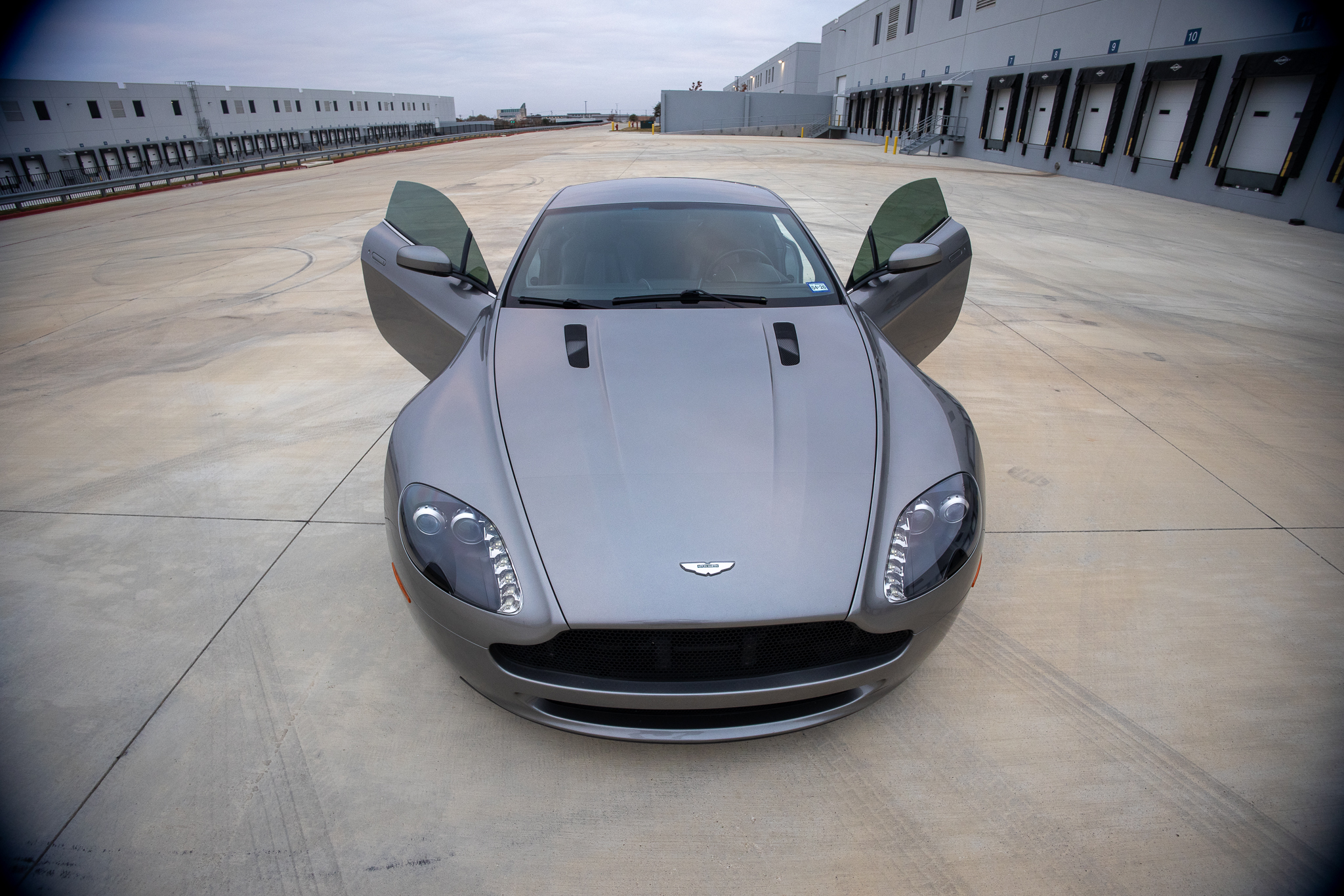 2008 Aston Martin V8 Vantage SPORTSHIFT Base - Photo 31