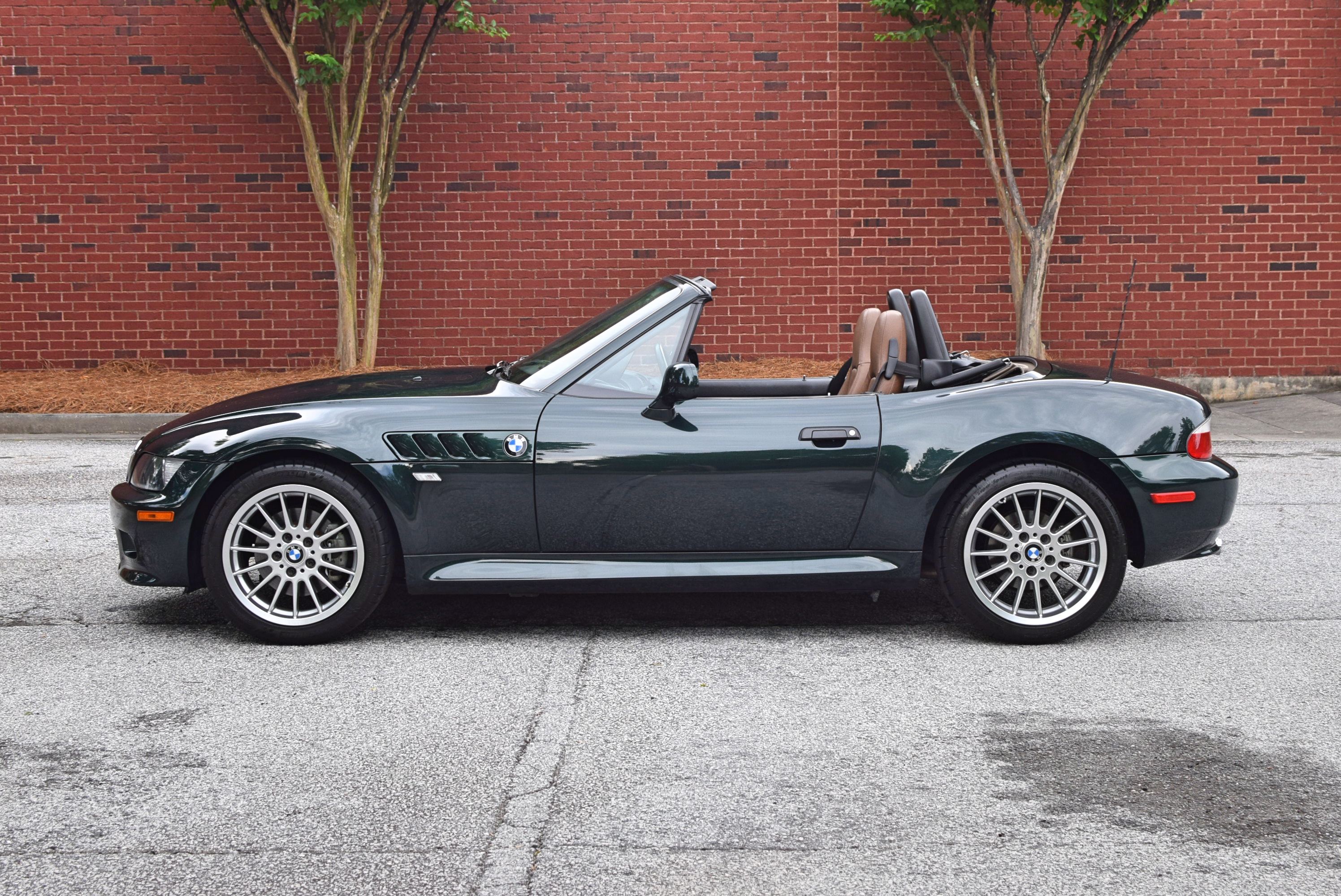 Used 2001 BMW Z3 3.0i Roadster