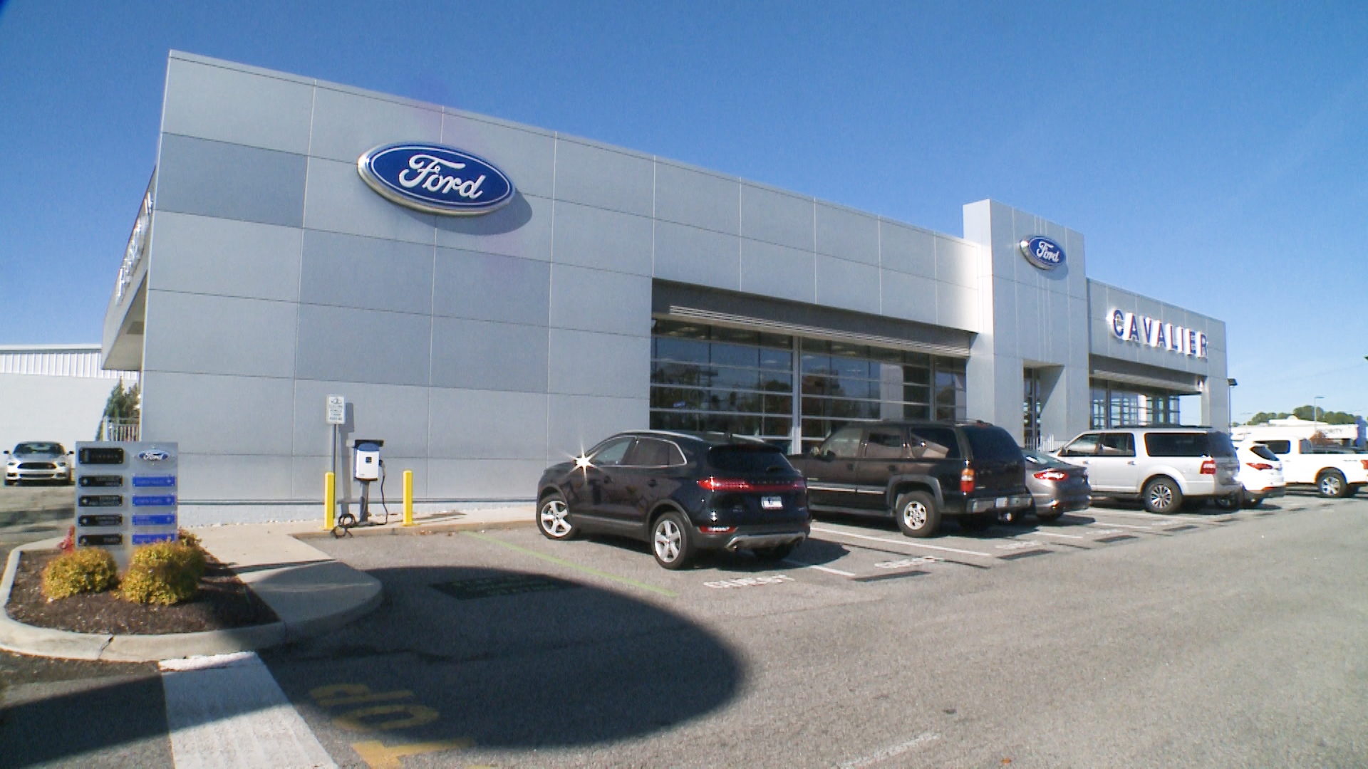 Cavalier Ford Greenbrier in Chesapeake, VA 688 Cars Available