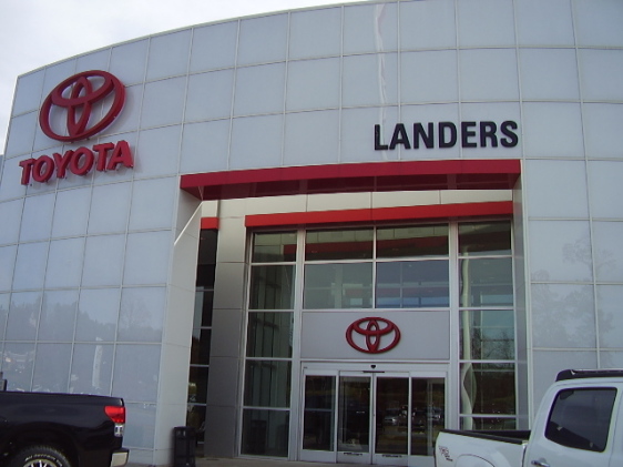 Landers Toyota in Little Rock, AR | Rated 4.9 Stars | Kelley Blue Book