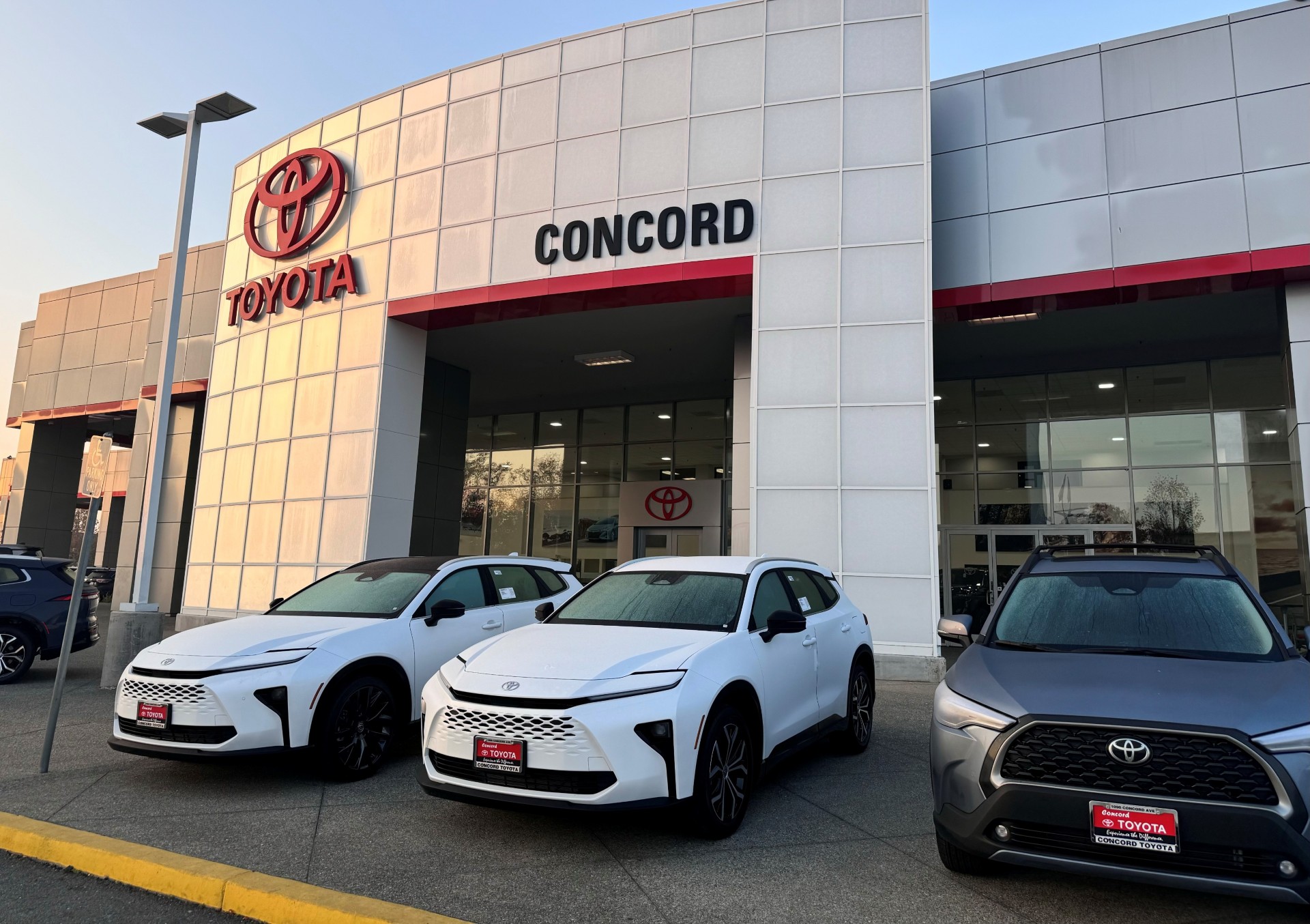 Concord Toyota in Concord, CA | Rated 4.4 Stars | Kelley Blue Book