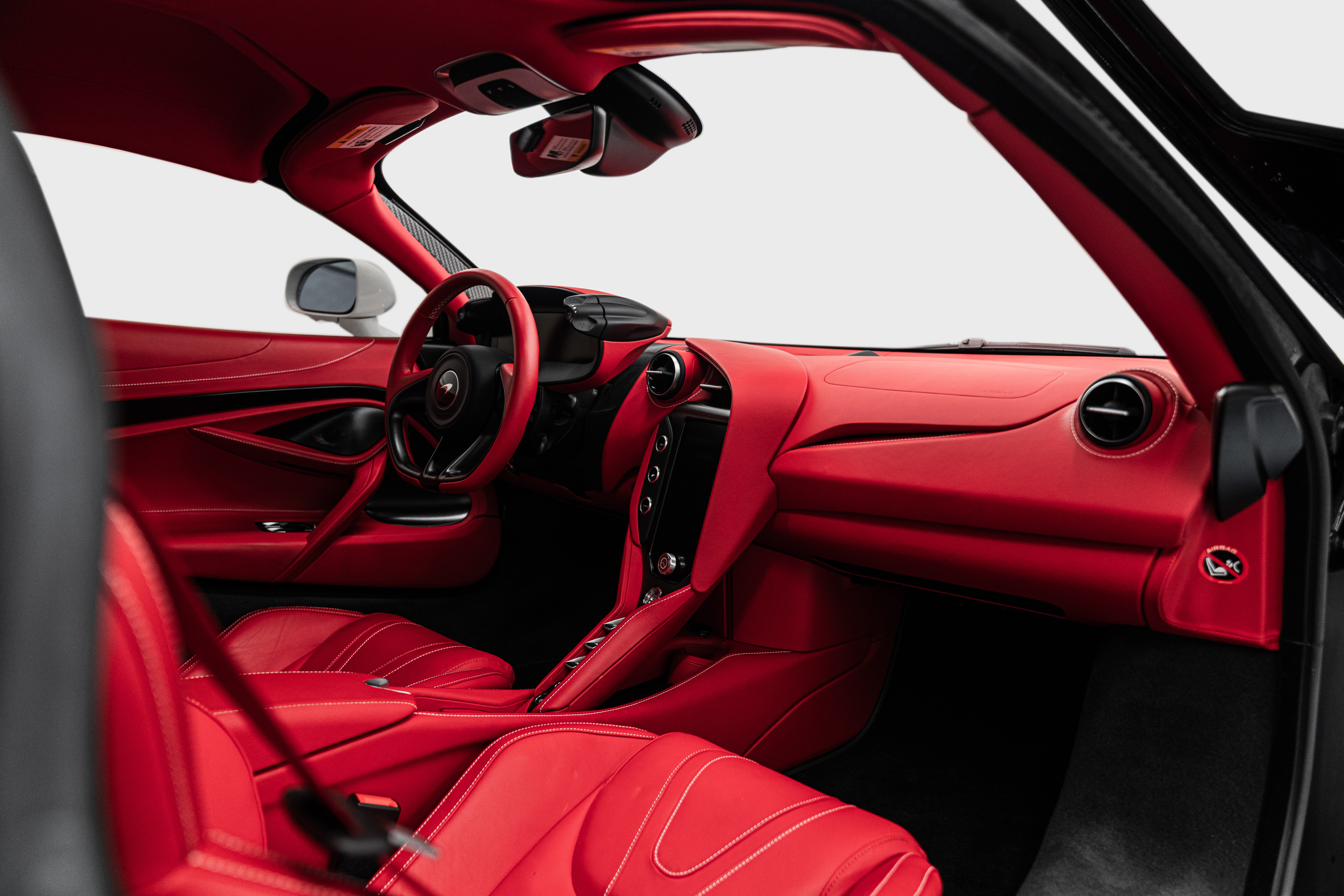 Used 2024 McLaren 750S UNAVAIL photo 21