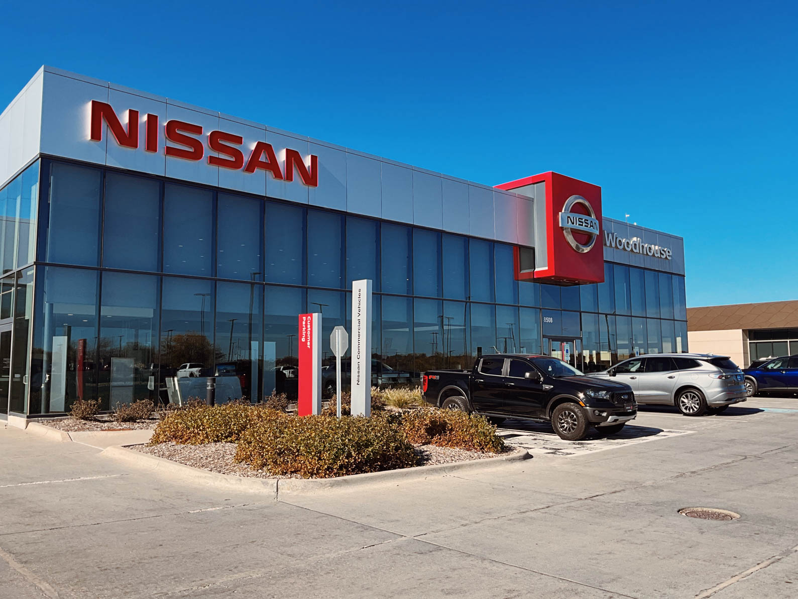 Woodhouse Nissan Of Omaha