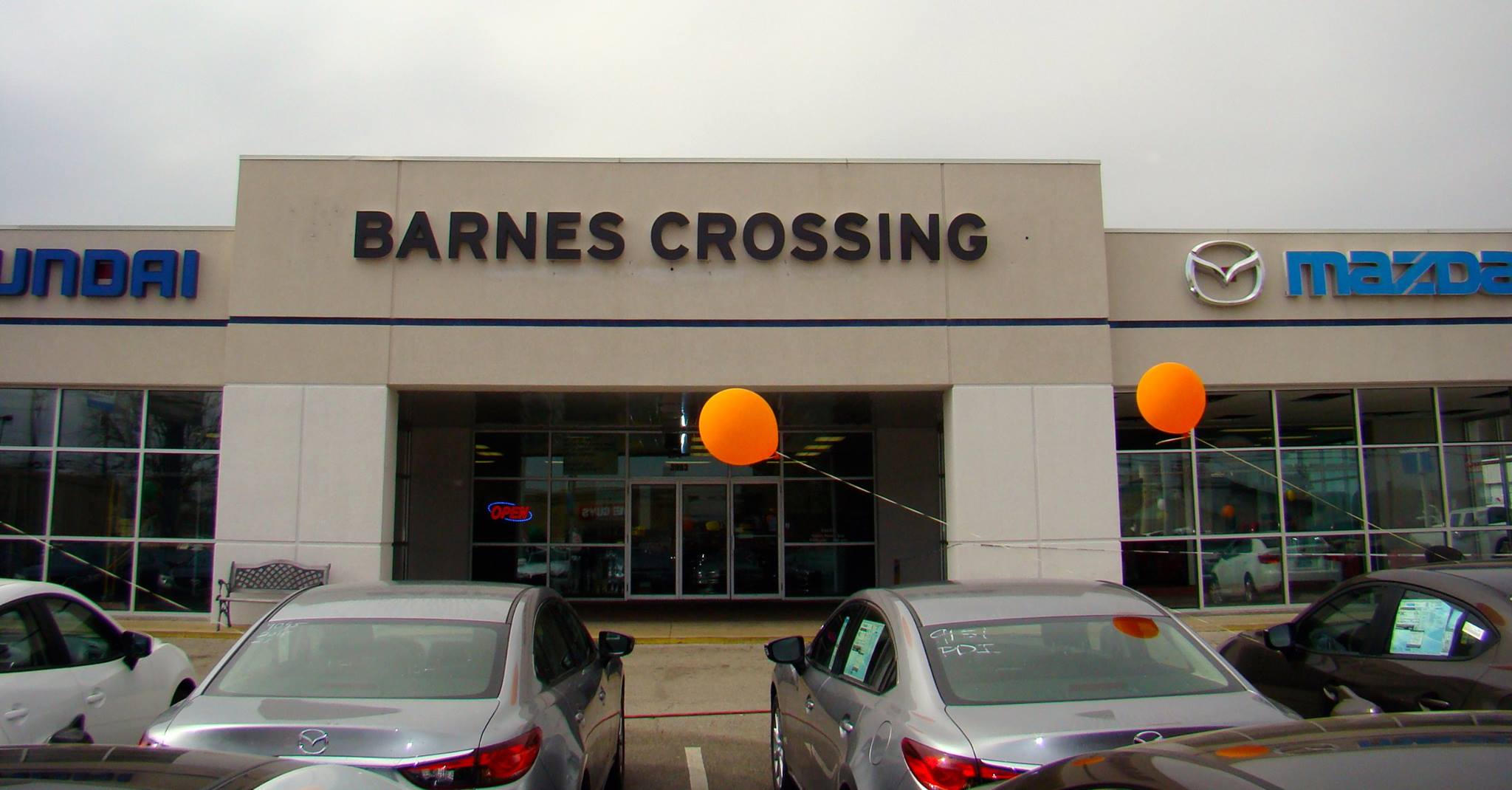 Barnes Crossing Hyundai in Tupelo, MS Rated 4.8 Stars Kelley Blue Book