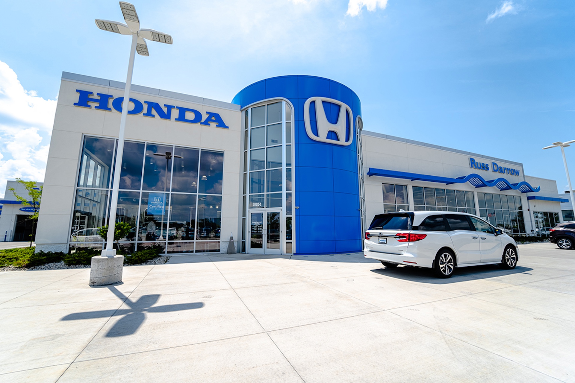 Russ Darrow Honda in Milwaukee, WI | Rated 4.8 Stars | Kelley Blue Book