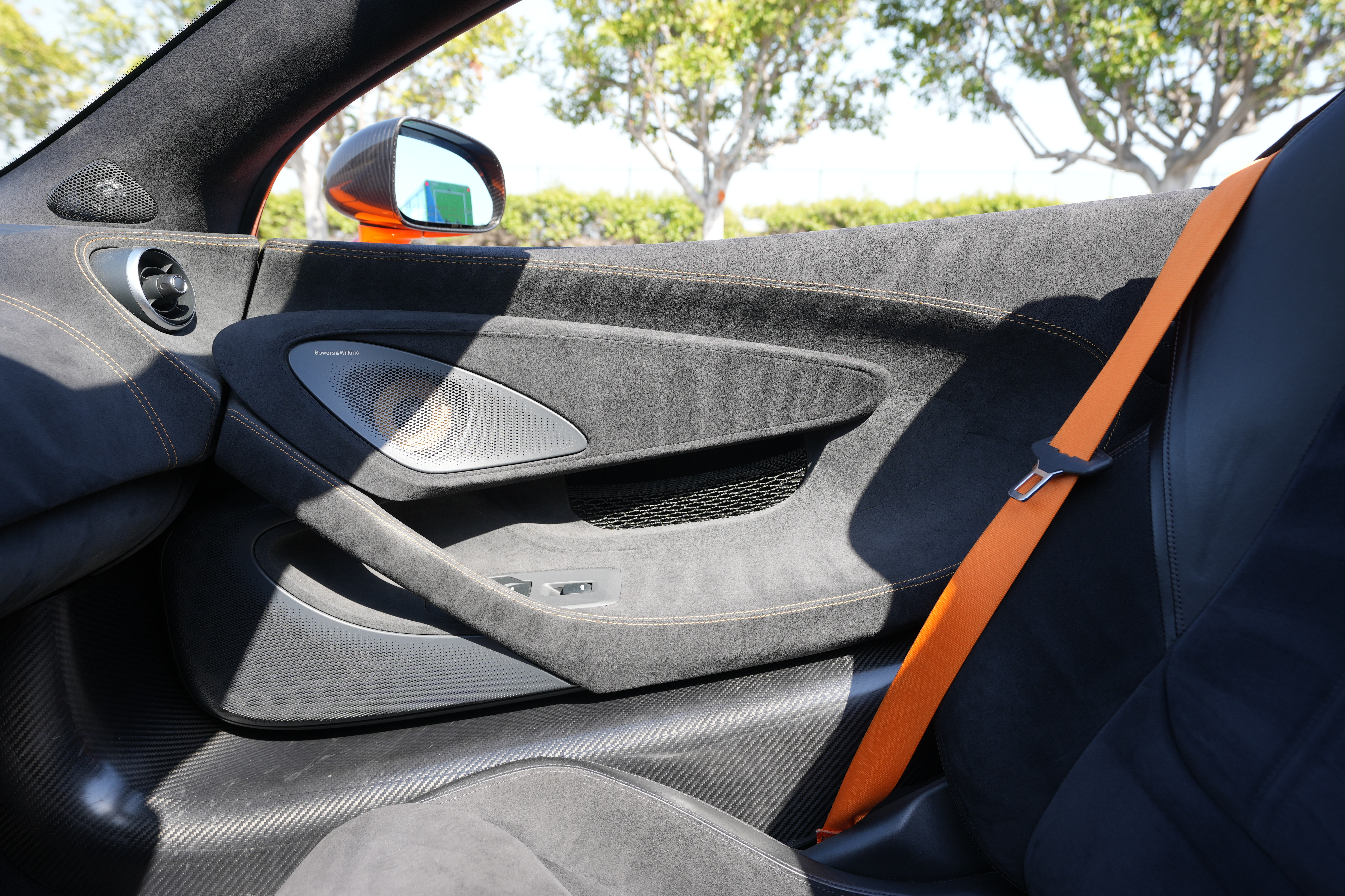 Used 2020 McLaren 600LT Spider photo 18