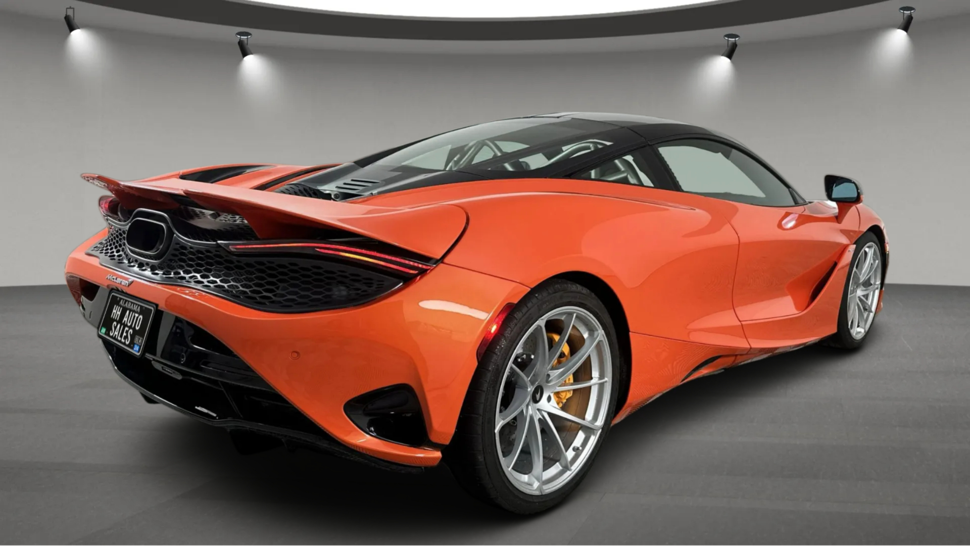 Used 2024 McLaren 750S photo 4
