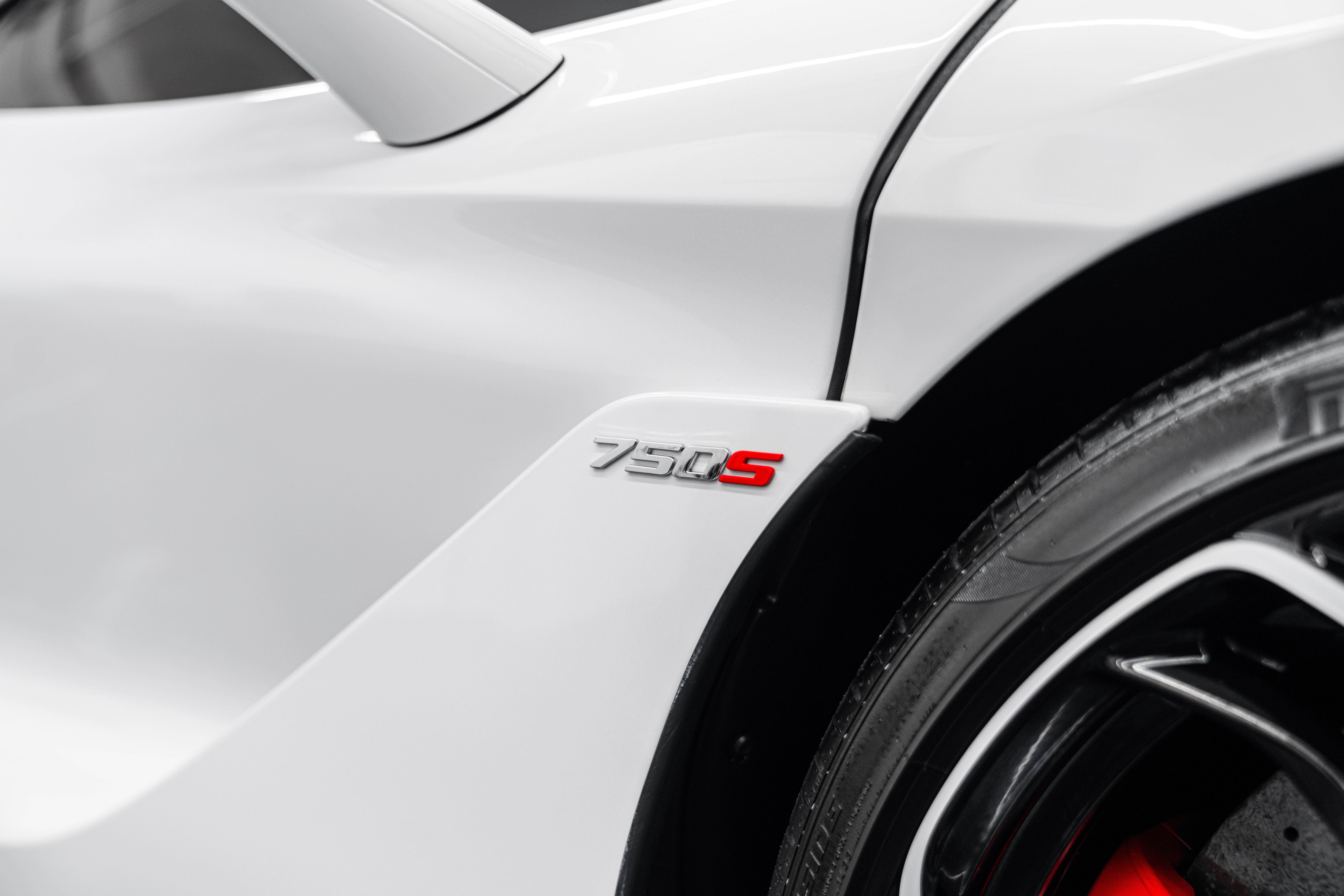 Used 2024 McLaren 750S UNAVAIL photo 24
