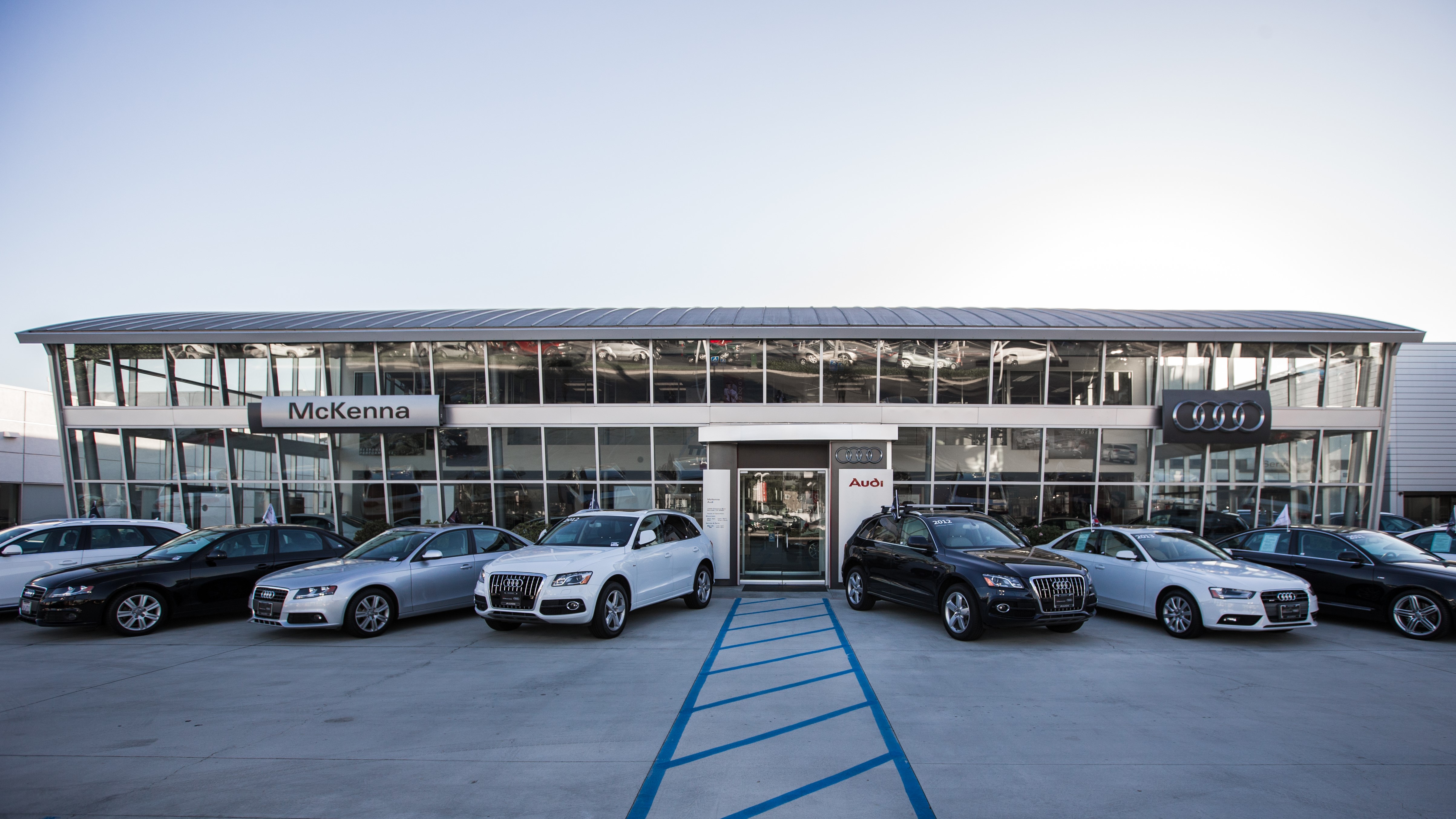 audi a3 car dealership near manhattan beach