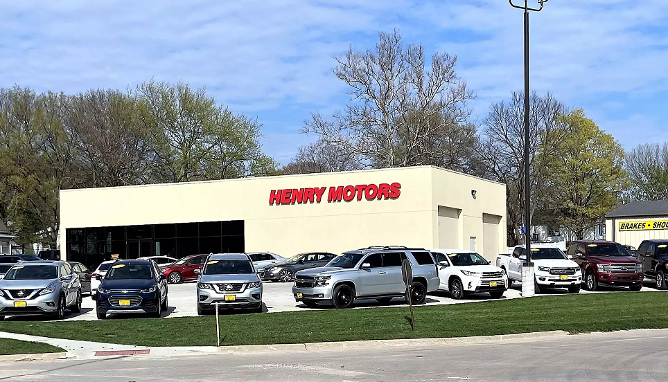 Henry Motors in Nebraska City, NE Rated 5 Stars Kelley Blue Book