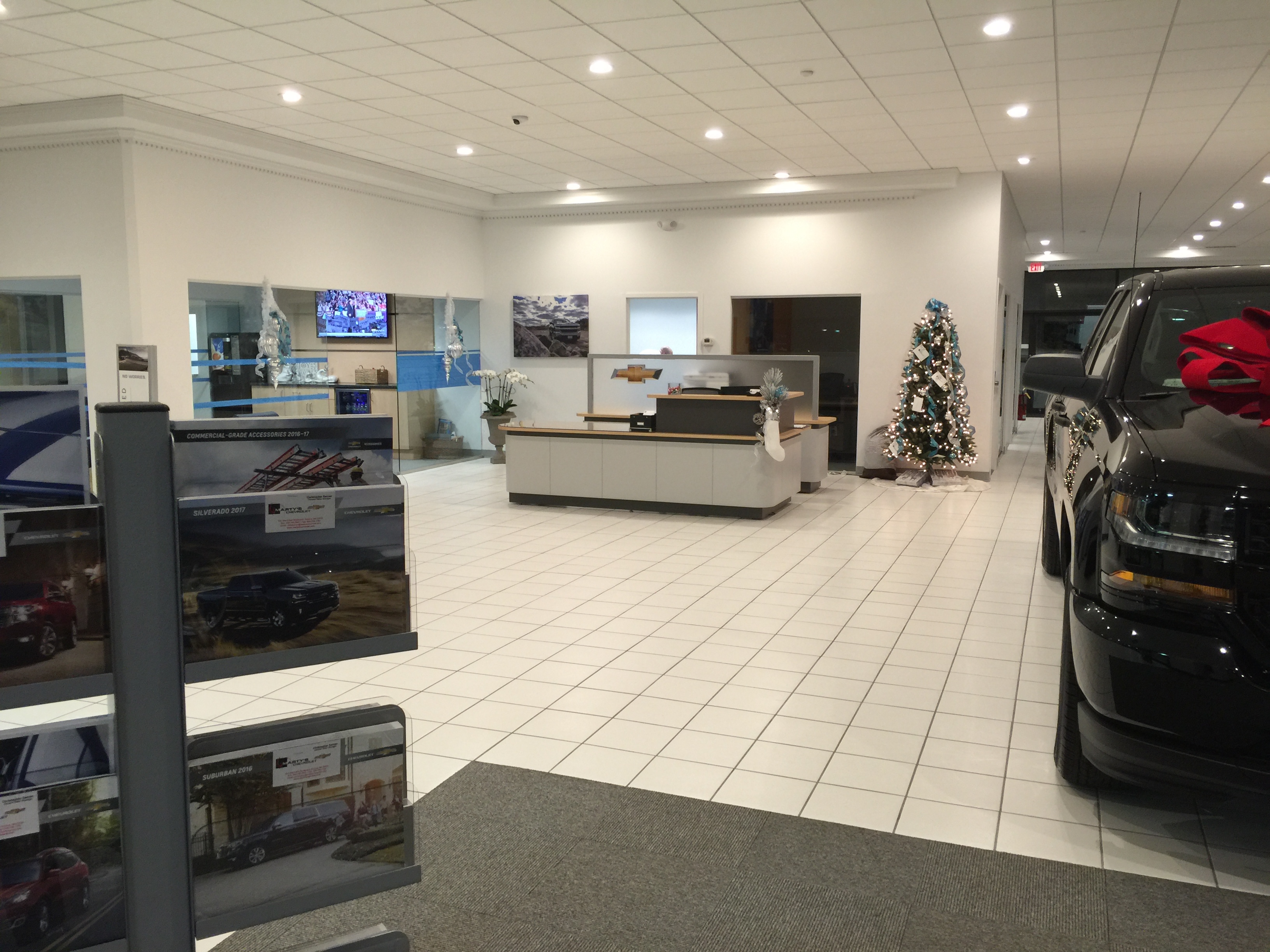 Marty's Chevrolet in Bourne, MA Rated 4.5 Stars Kelley Blue Book