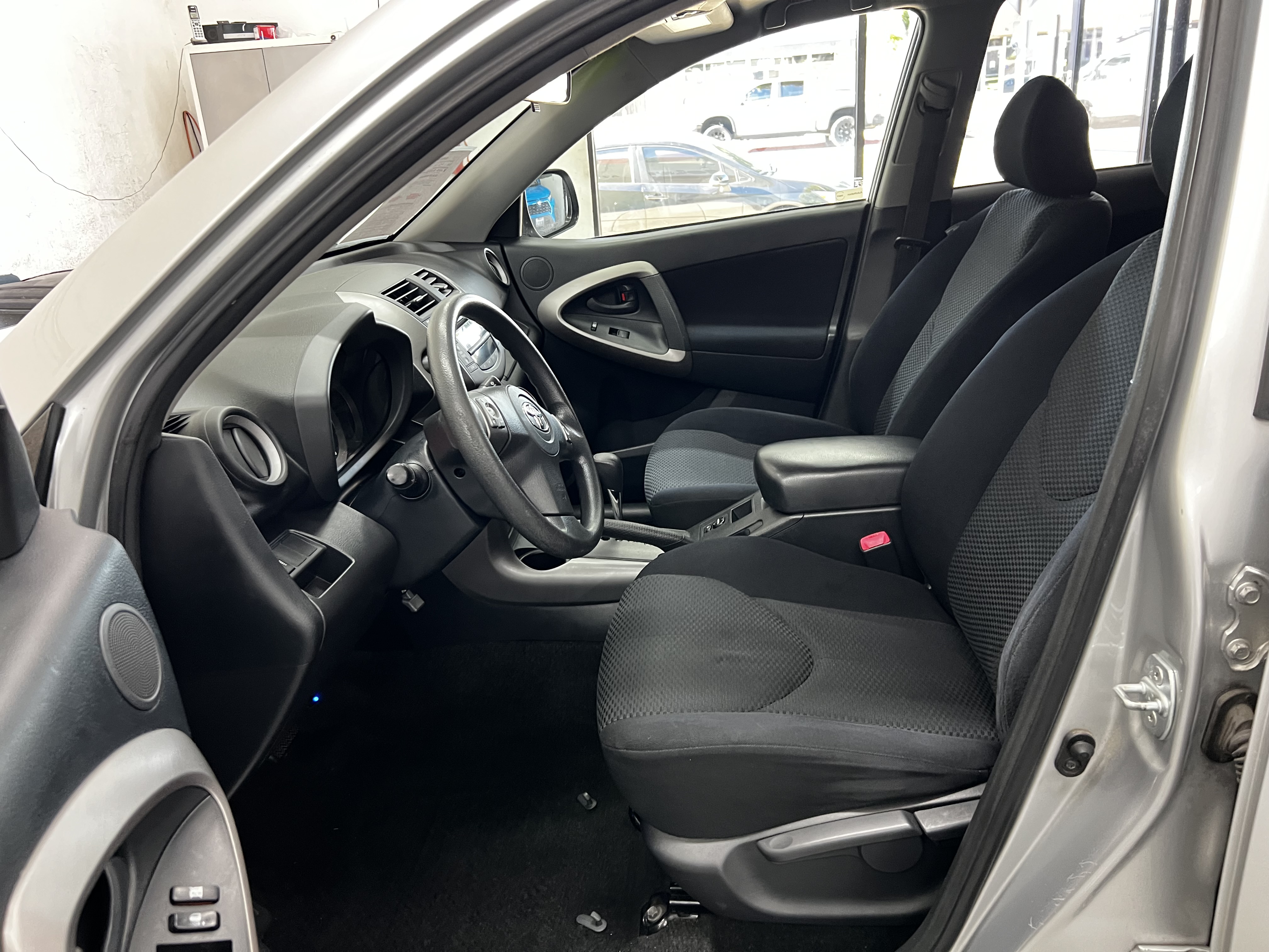 2007 Toyota RAV4 Sport