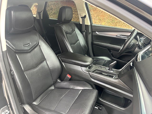 2017 Cadillac XT5 Premium Luxury