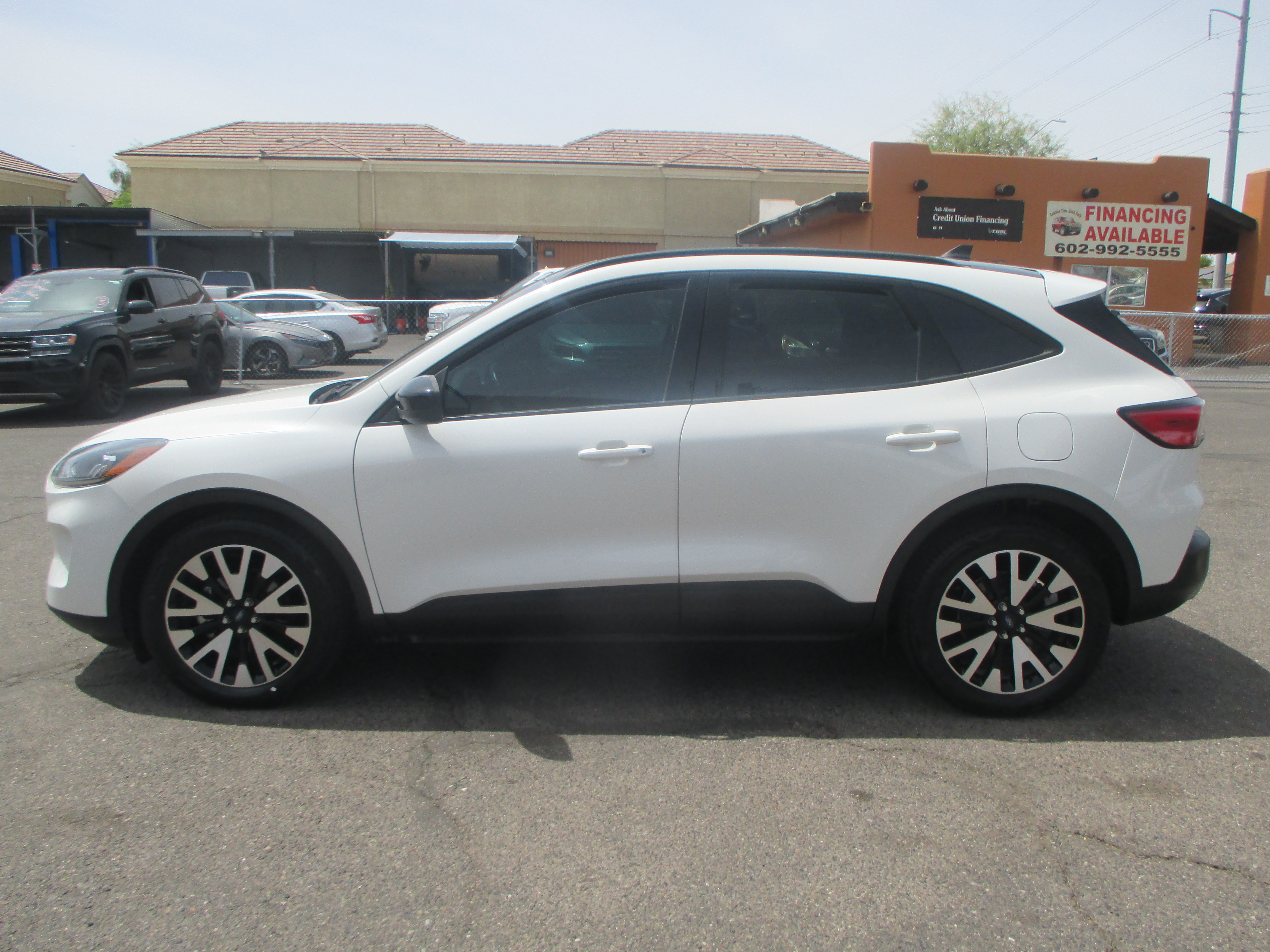 2020 Ford Escape SE Sport