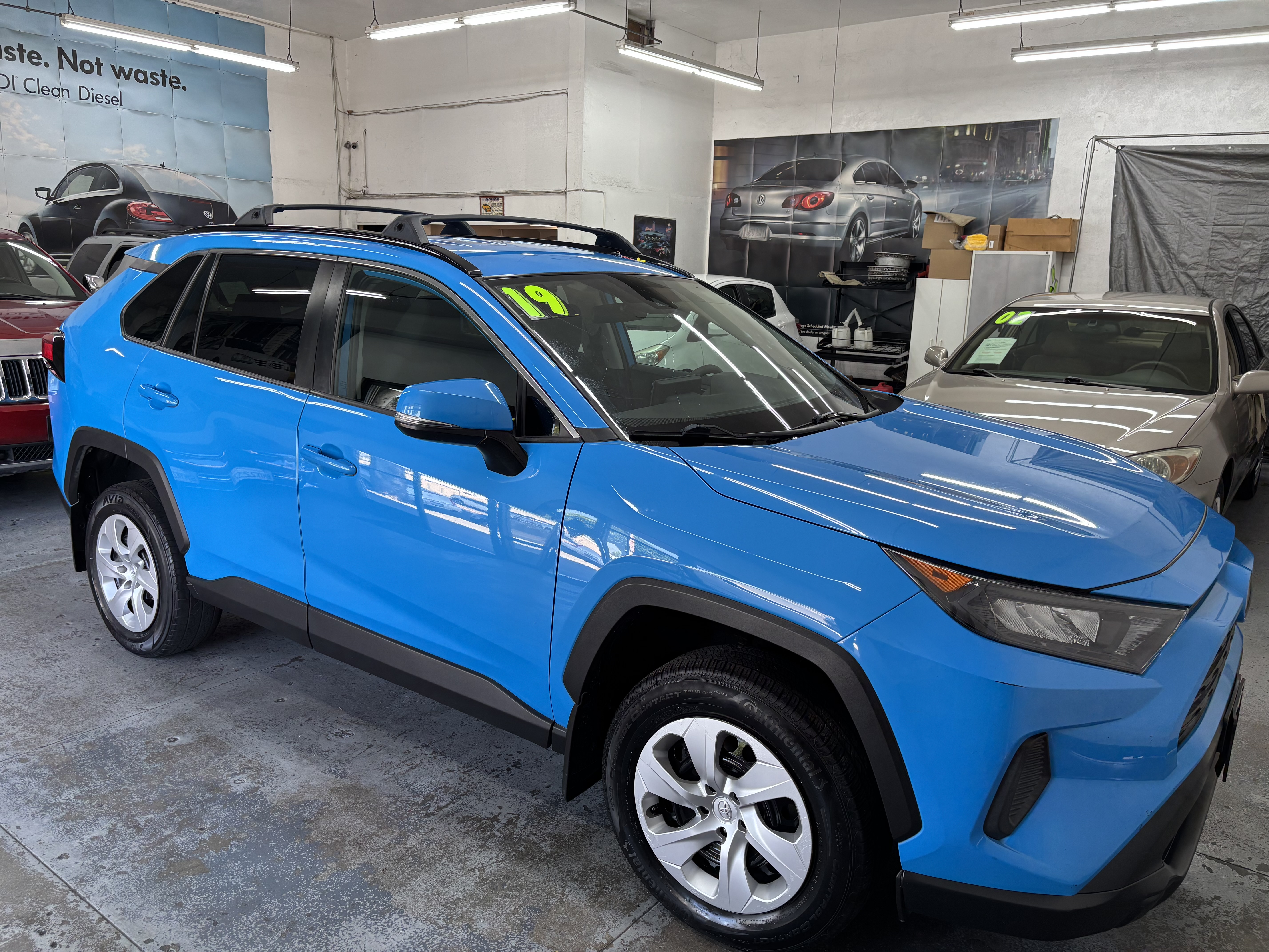 2019 Toyota RAV4 LE