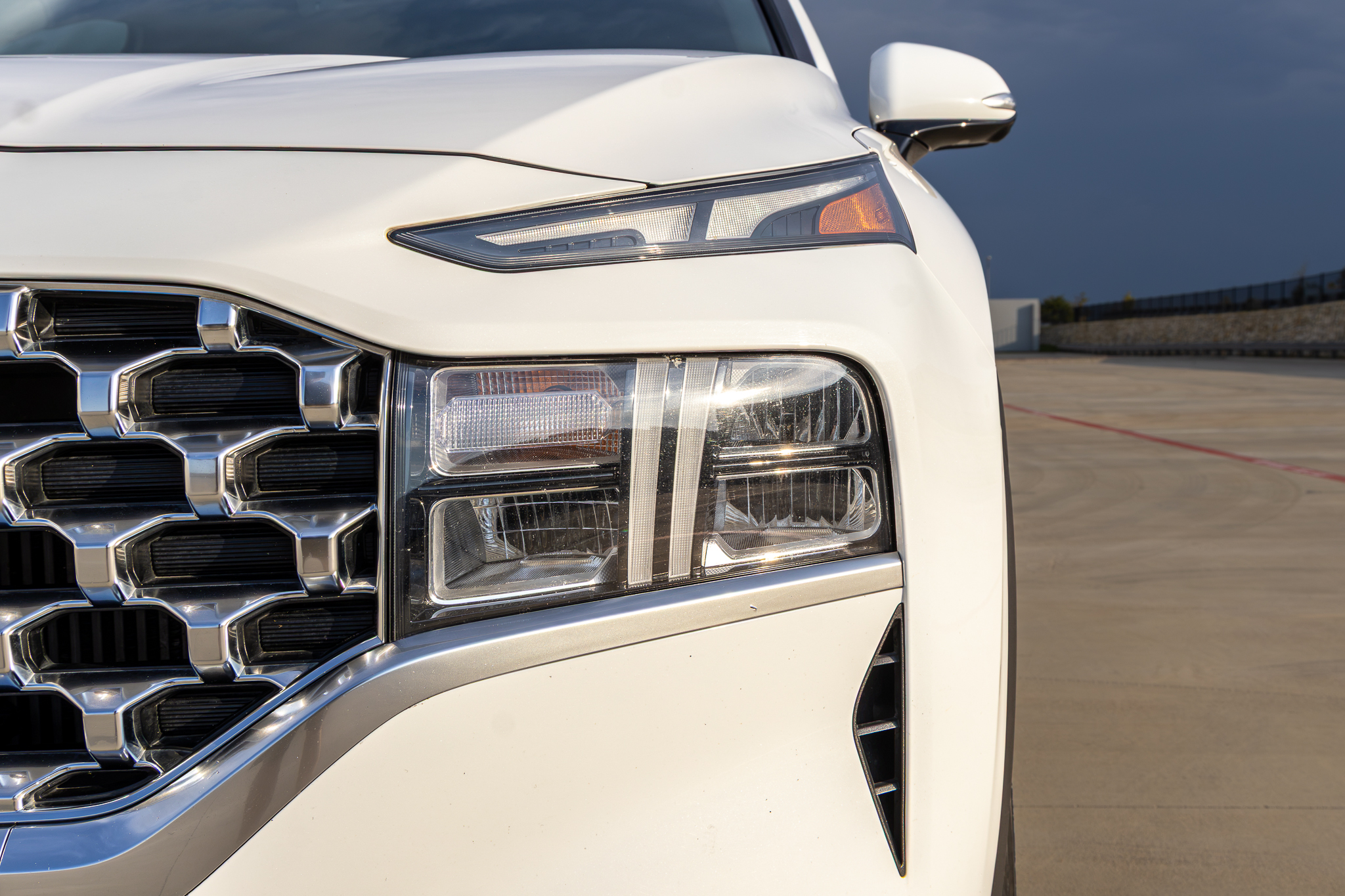 2023 Hyundai Santa Fe SEL Premium HEV - Photo 22