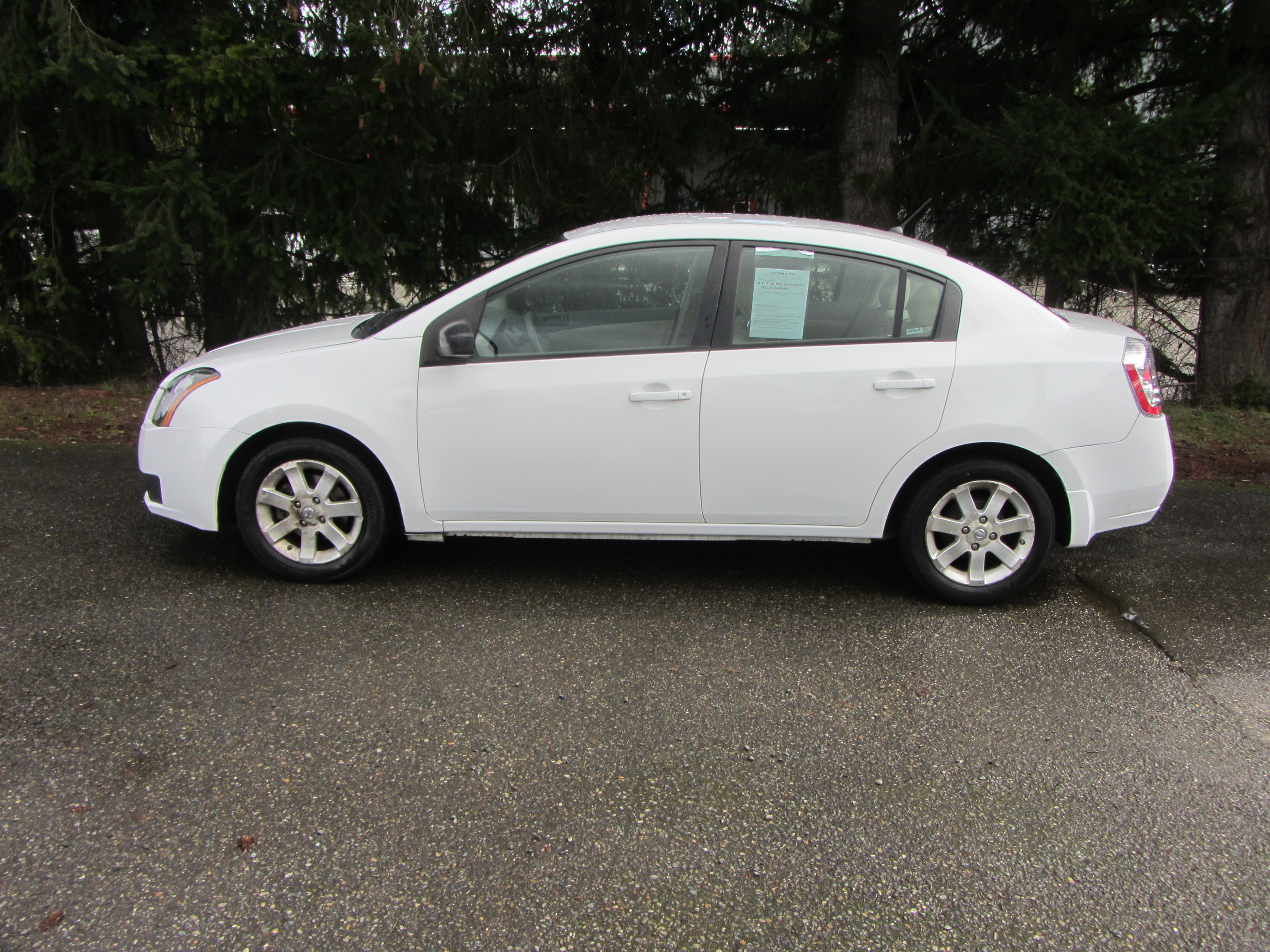 2007 nissan sentra hatchback