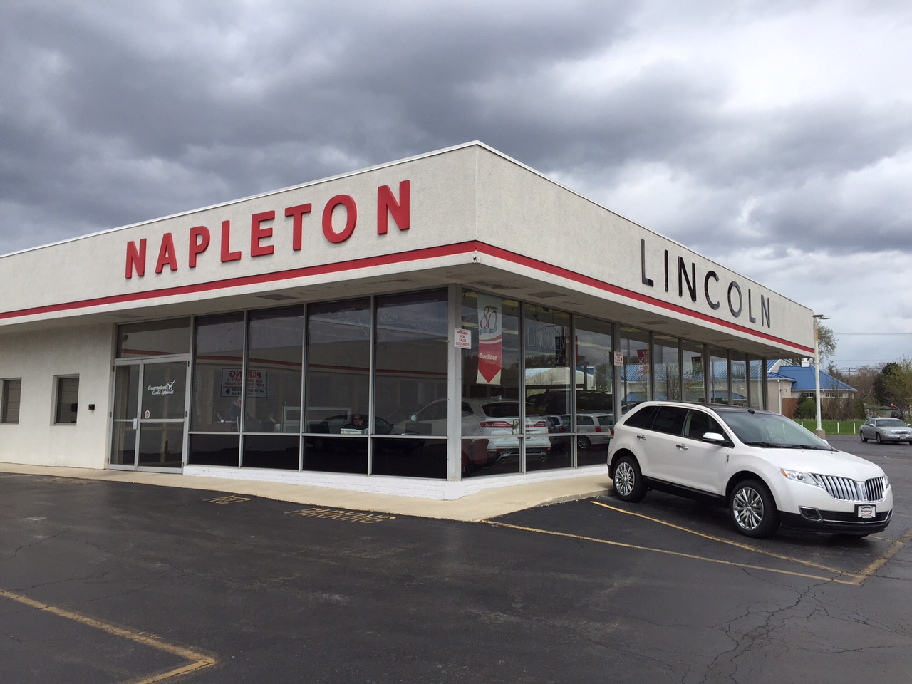 Napleton Blue Island Lincoln in Blue island, IL 66 Cars Available