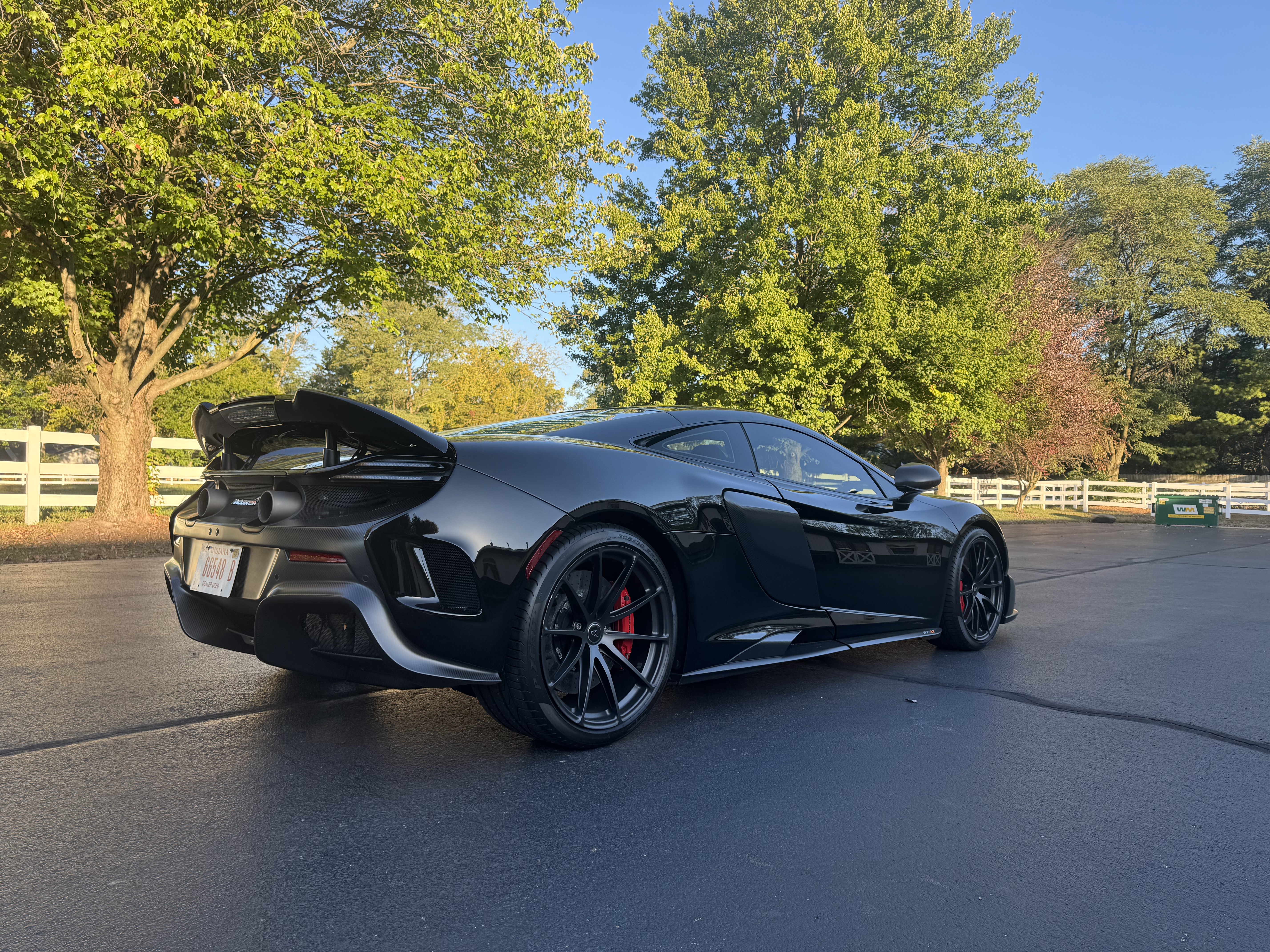 Used 2016 McLaren 675LT Coupe photo 10