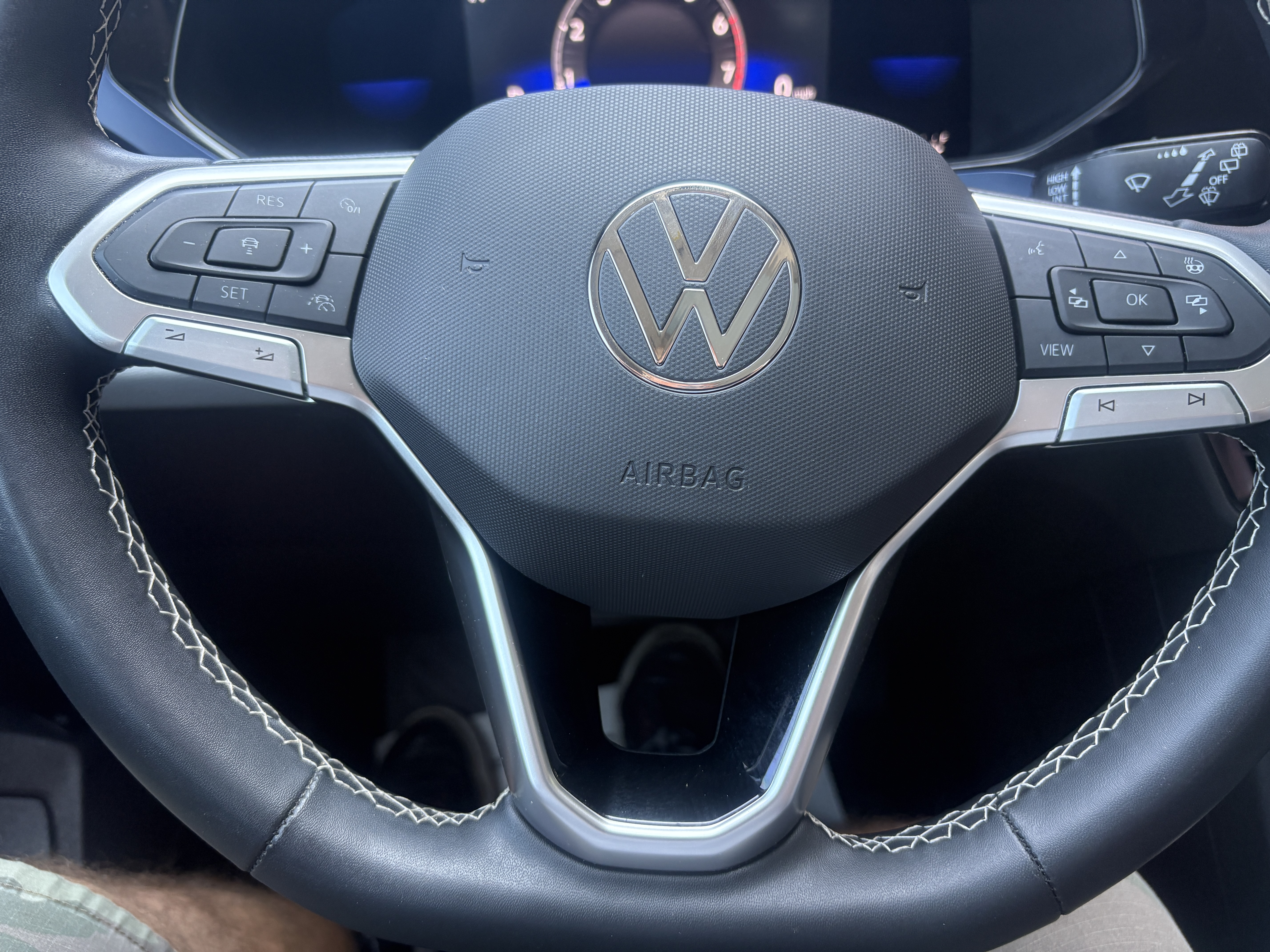 2022 Volkswagen Taos SE - Photo 17