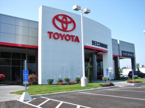 Beechmont Toyota in Cincinnati, OH | 274 Cars Available | Autotrader