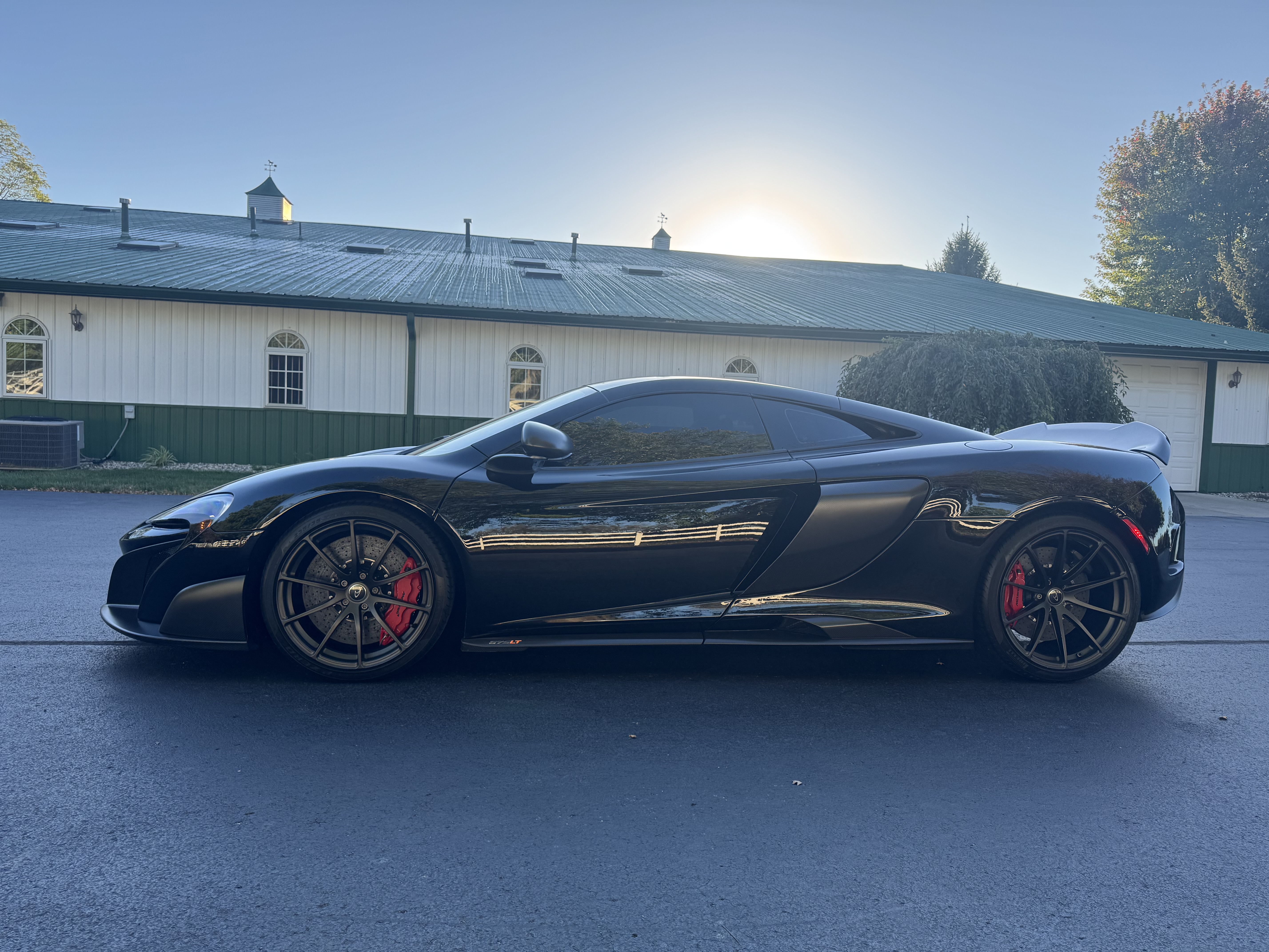 Used 2016 McLaren 675LT Coupe photo 26