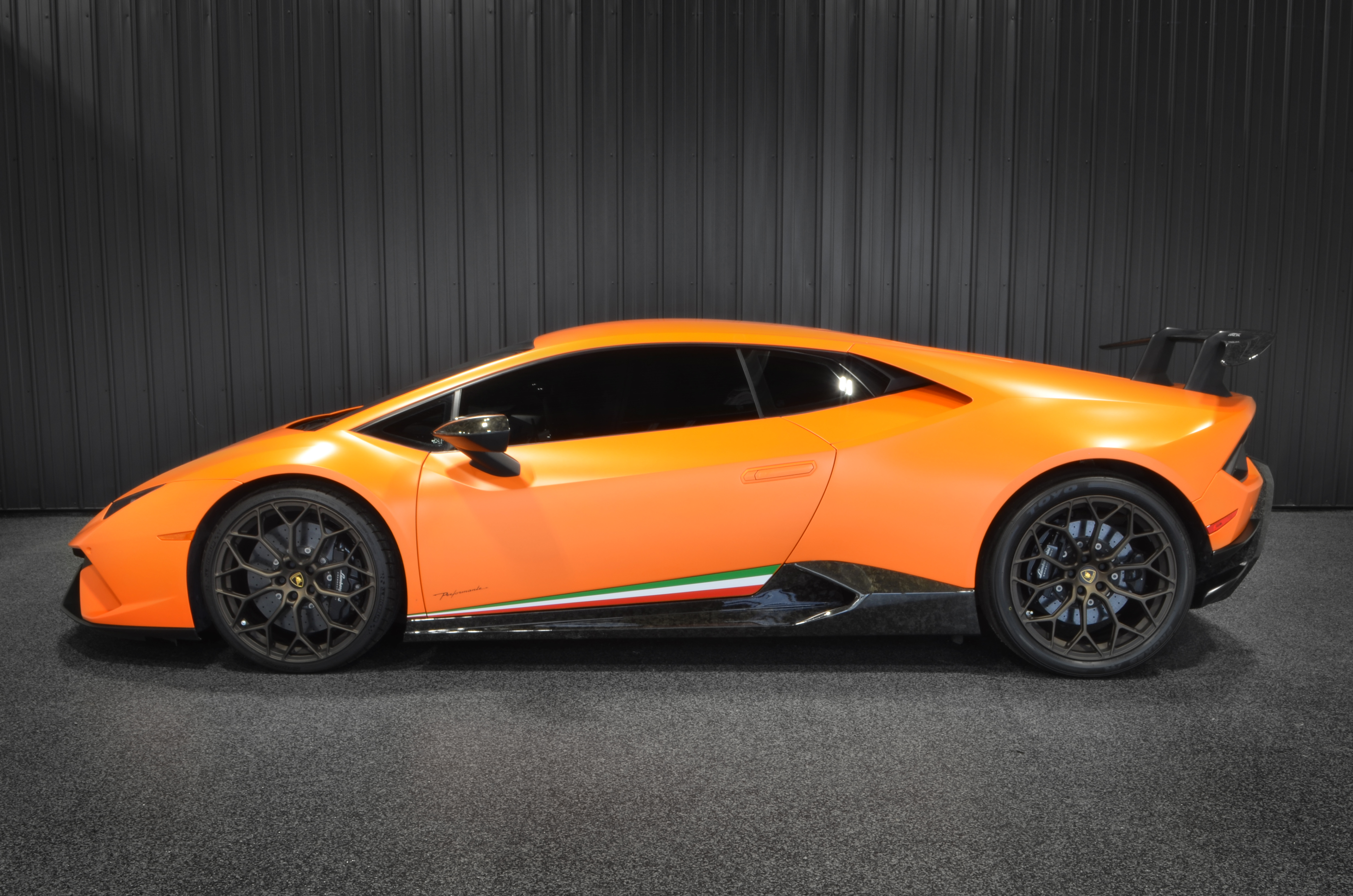 Used 2018 Lamborghini Huracan Performante