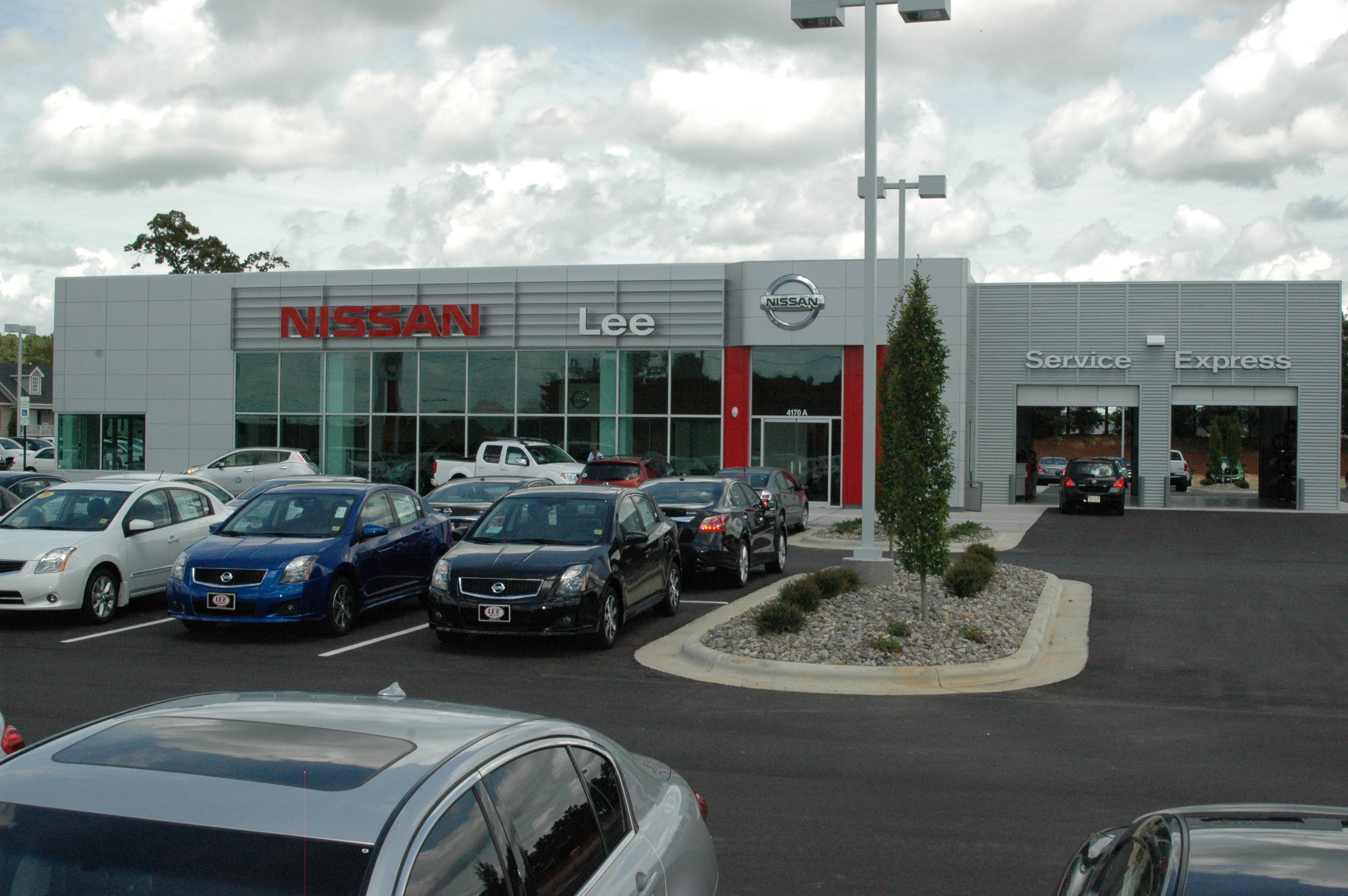 Lee Nissan  New & Used Car Dealership in Wilson, NC