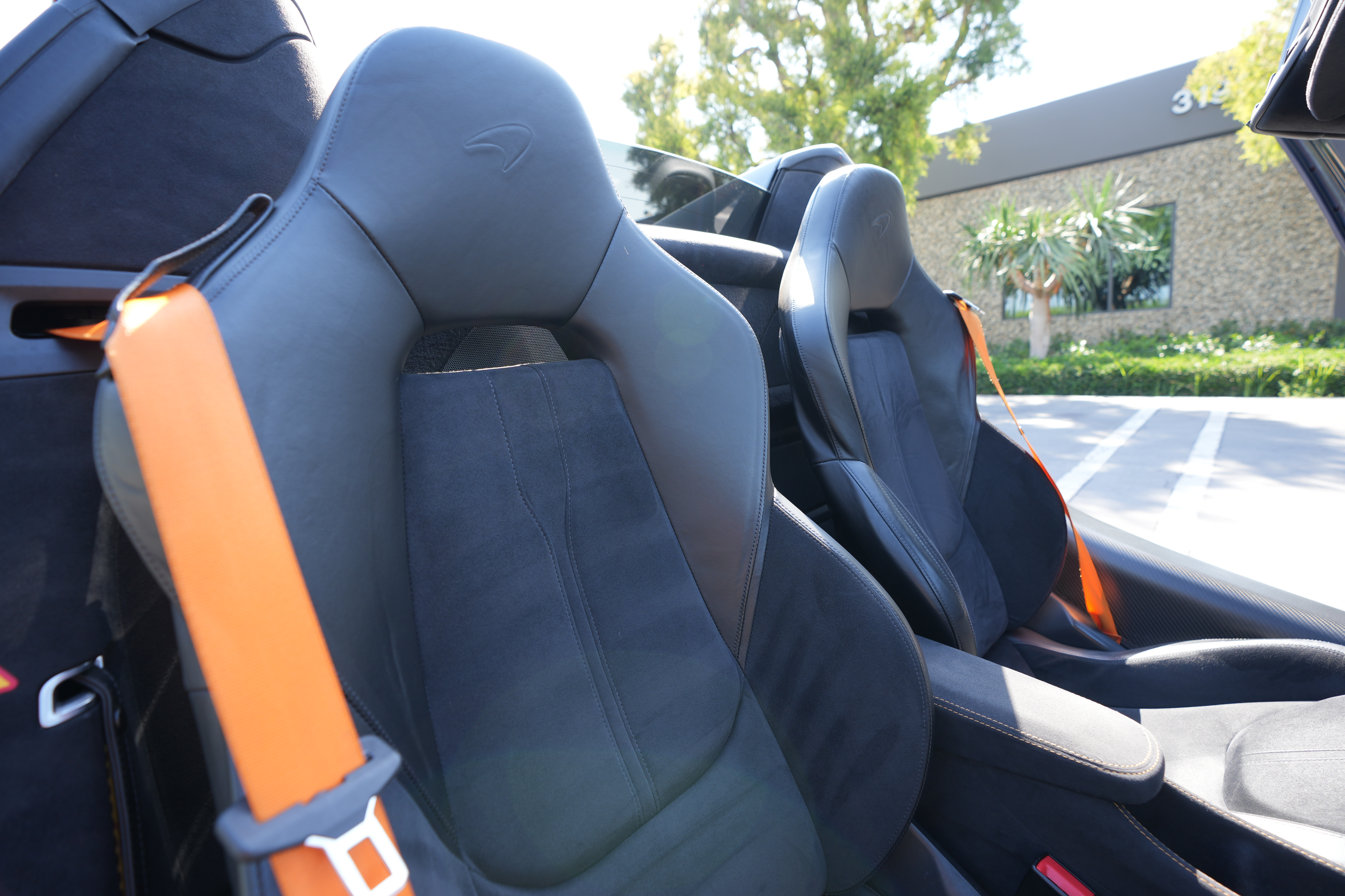 Used 2020 McLaren 600LT Spider photo 20