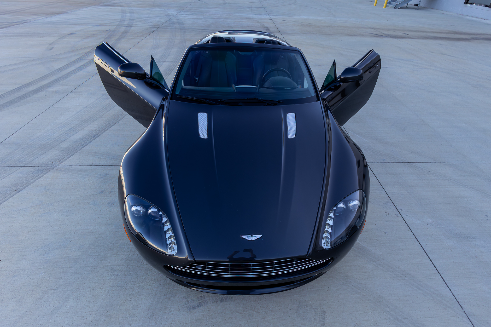 2010 Aston Martin V8 Vantage Base - Photo 24