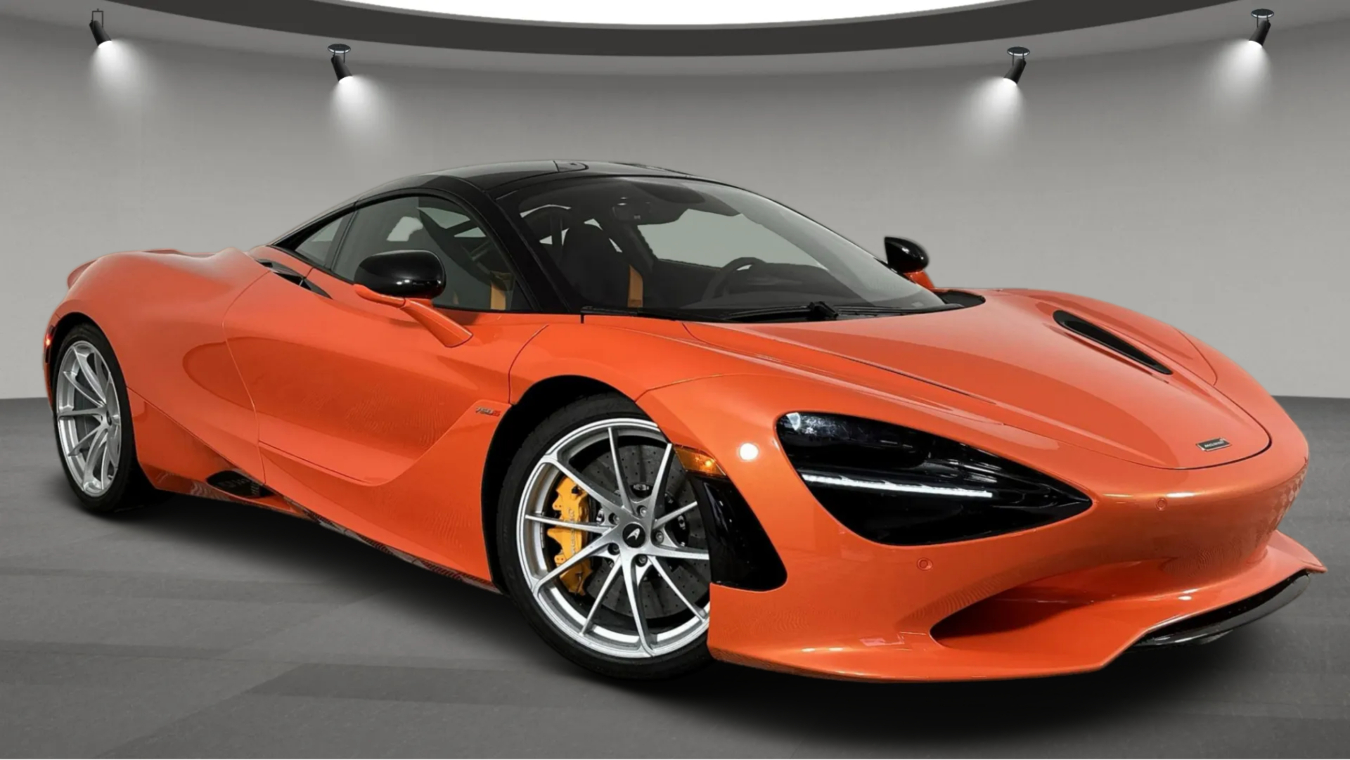 Used 2024 McLaren 750S photo 2