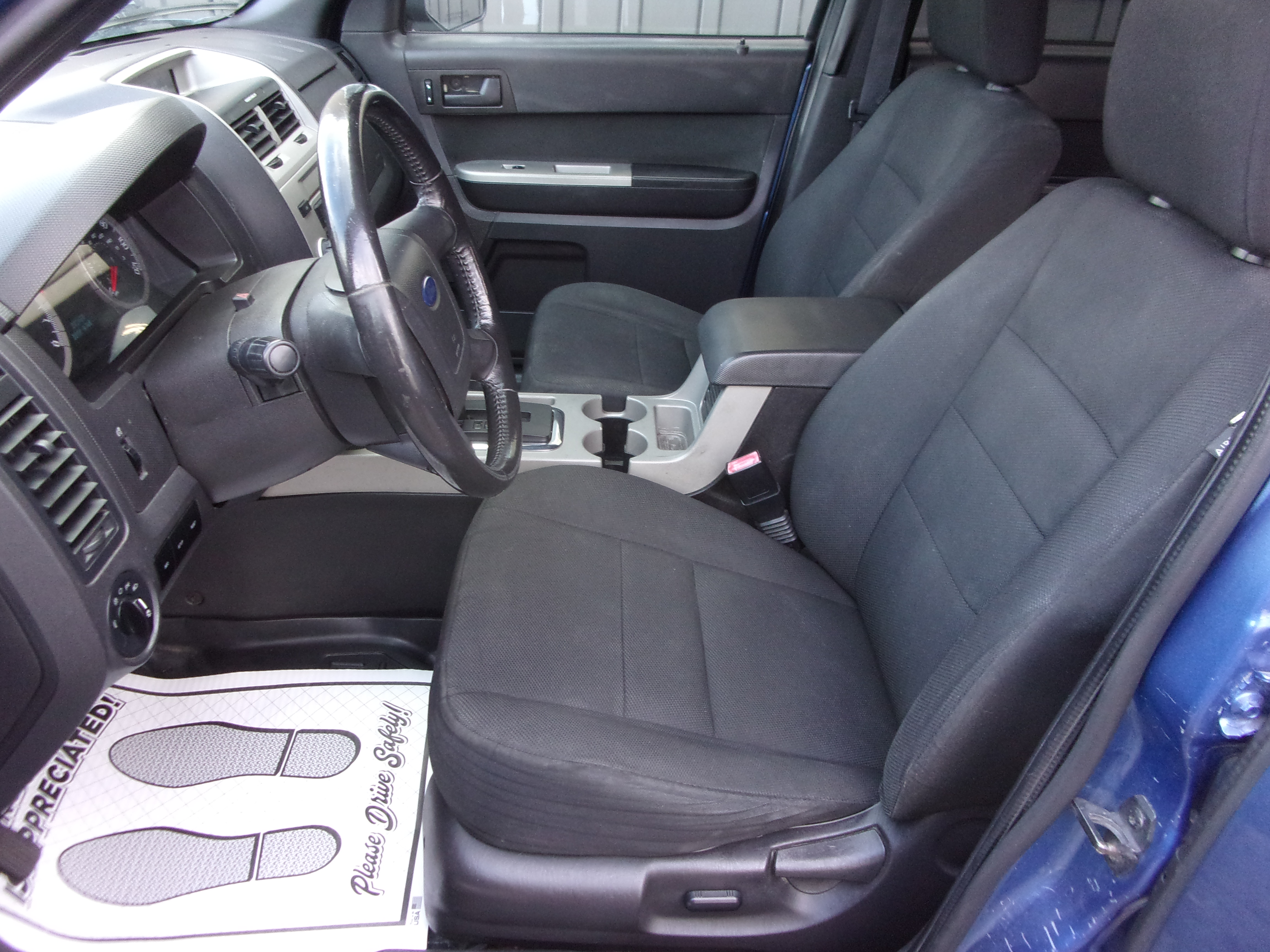 2009 Ford Escape XLT - Photo 8