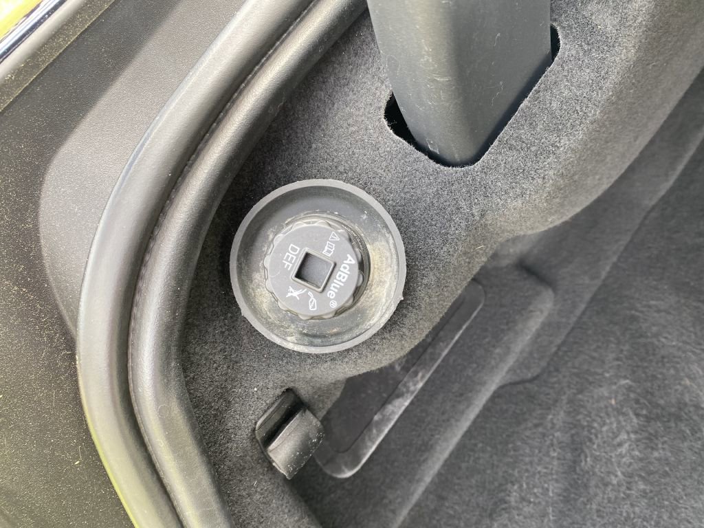 2017 Jaguar XE Premium